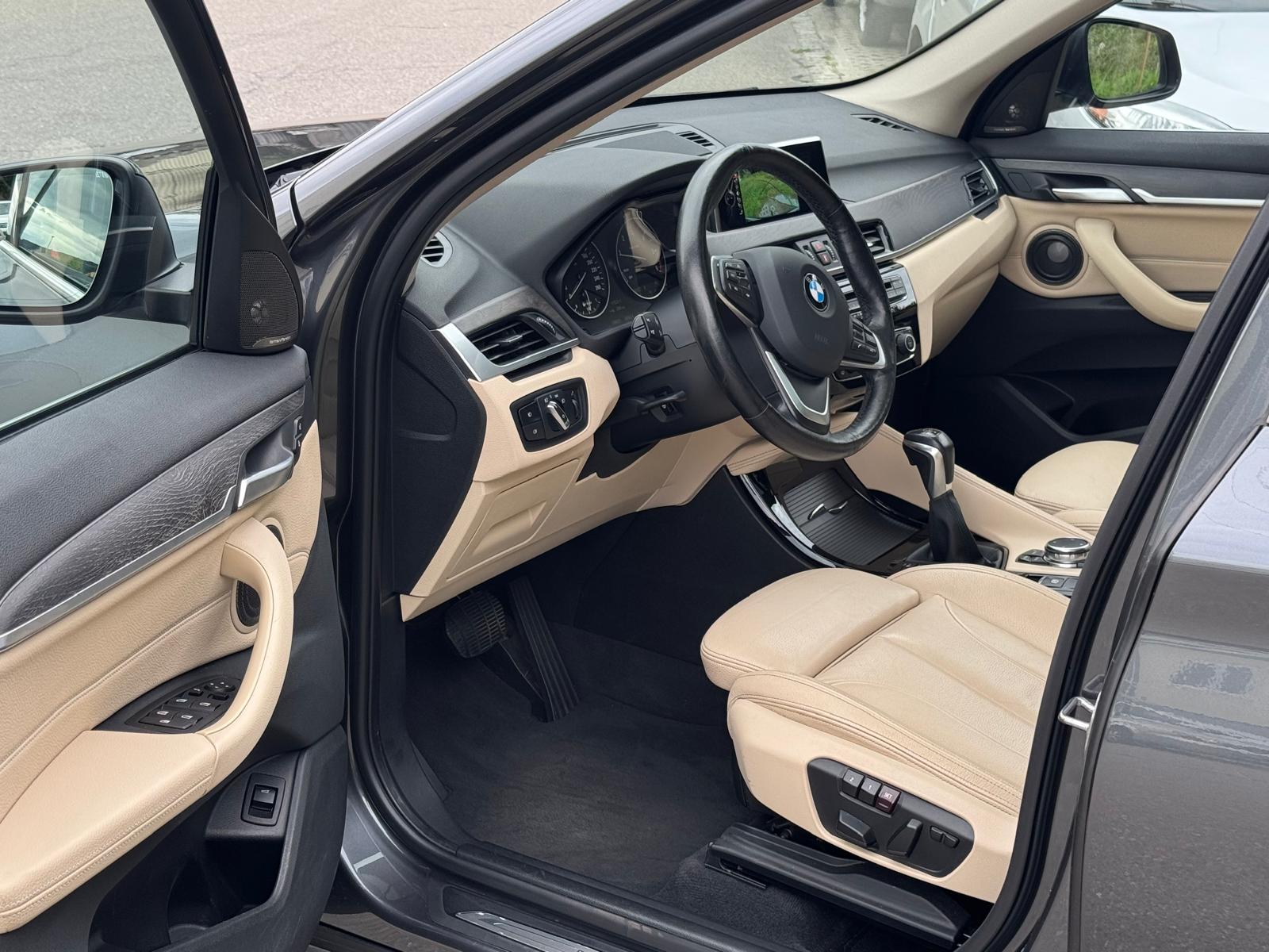 BMW X1 xDrive 25d xLine Steptronic-image-8