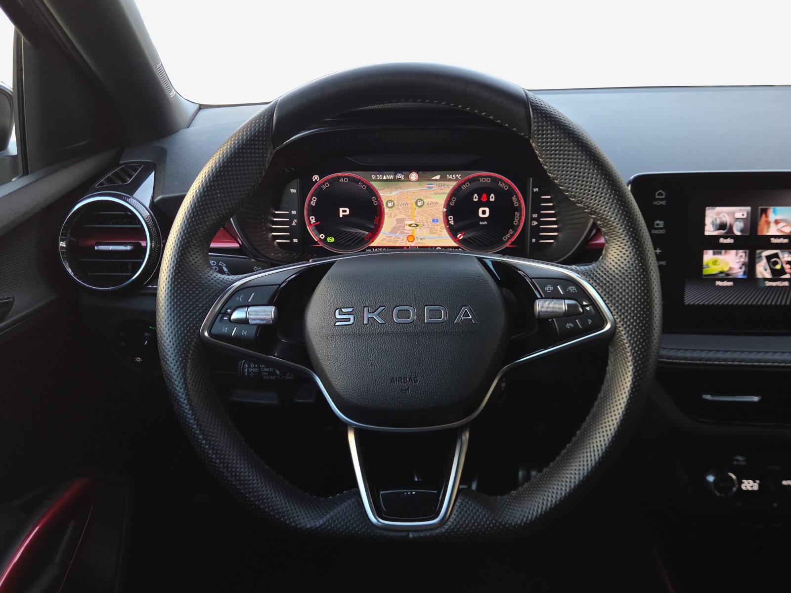 SKODA Fabia 1.5 TSI Monte Carlo DSG-image-9