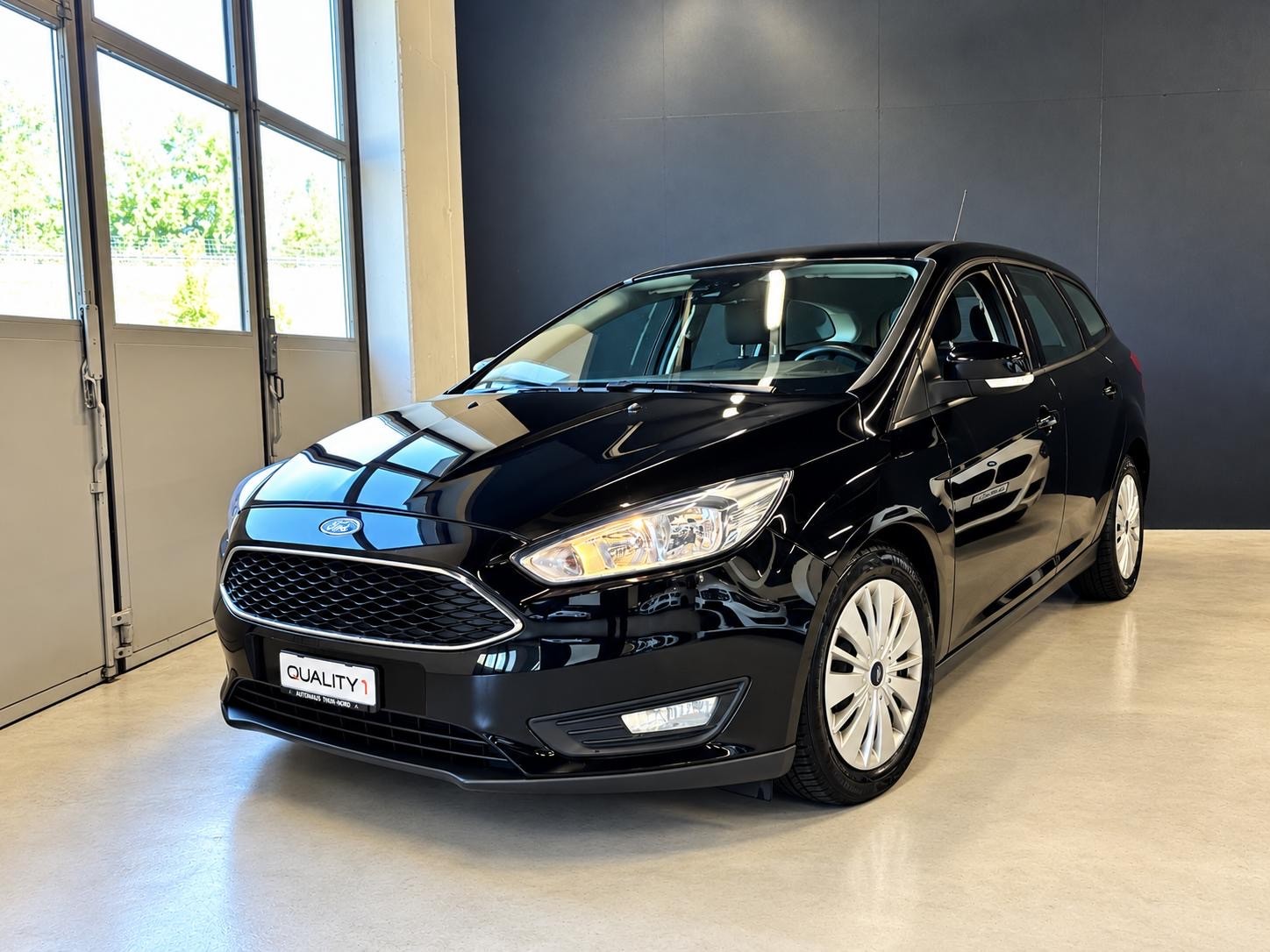 FORD Focus 1.5 TDCi Business PowerShift-image-4