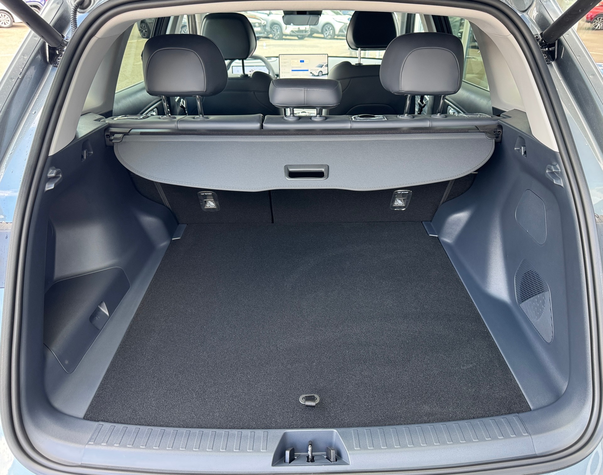 GEELY STARRAY EM-i Max+29.8 kWh vocanic grey-image-8