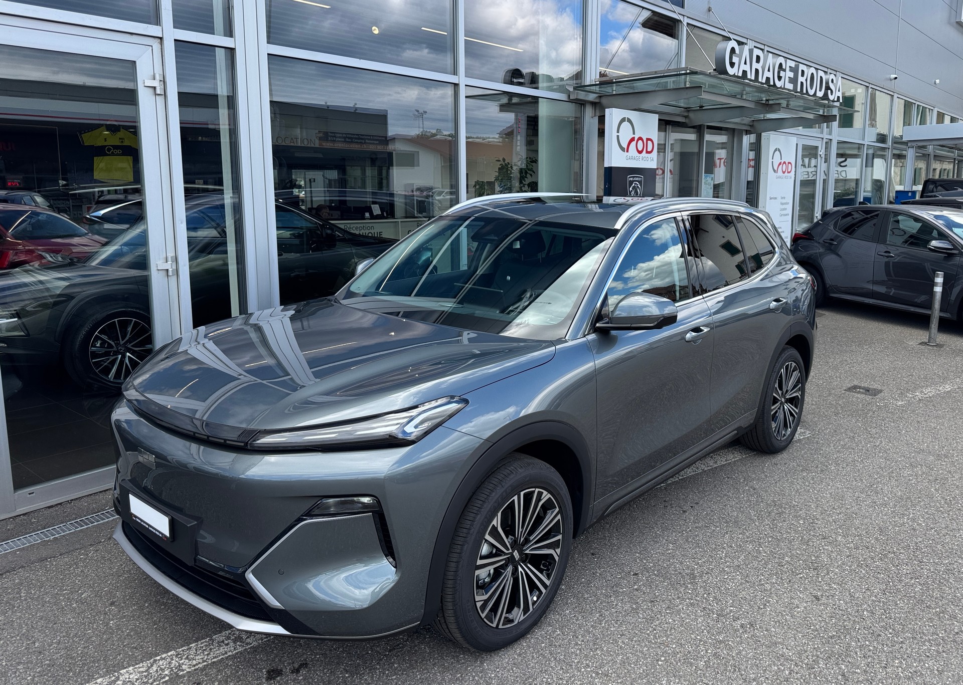 GEELY STARRAY EM-i Max+29.8 kWh vocanic grey-image-31