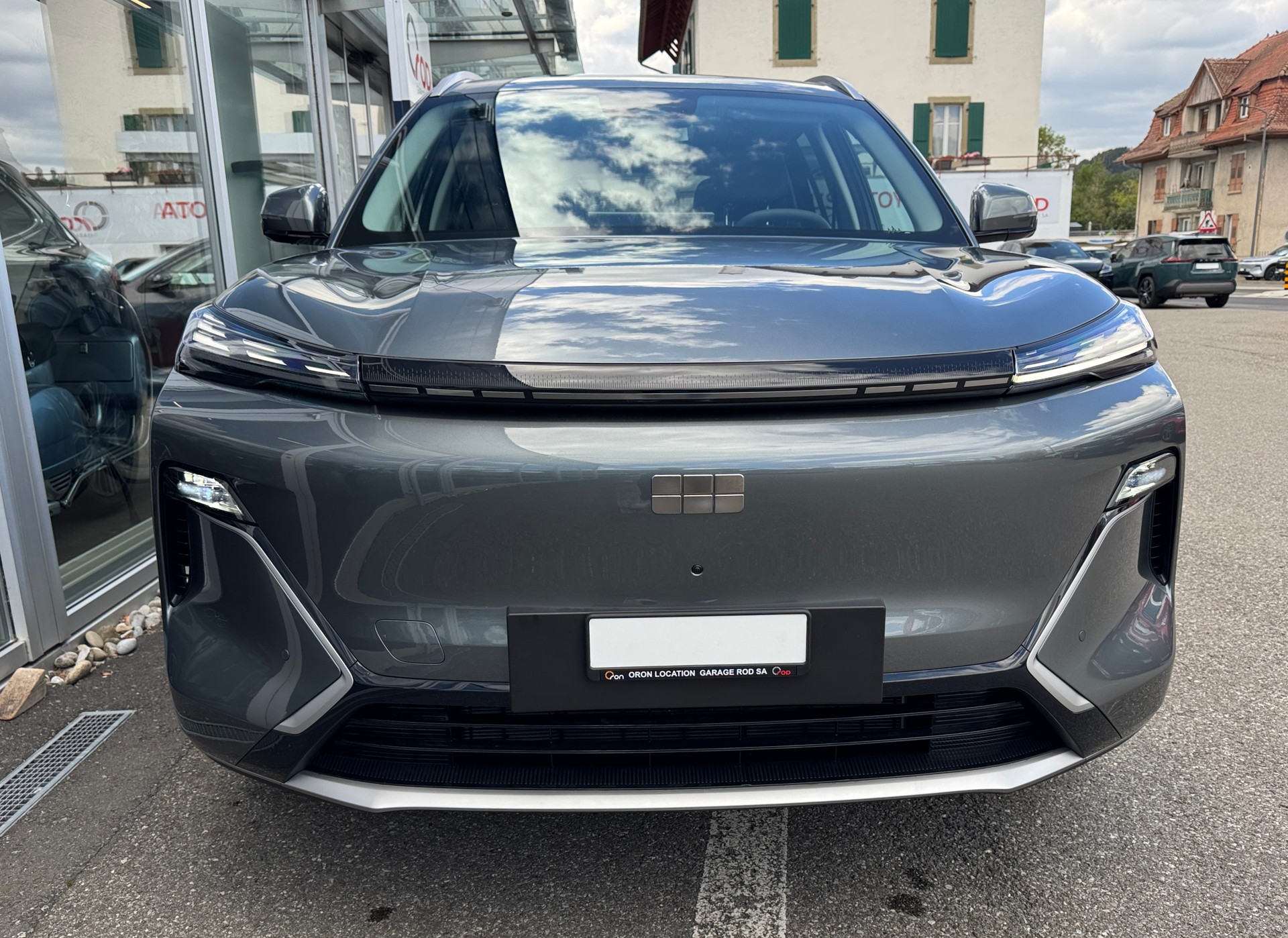 GEELY STARRAY EM-i Max+29.8 kWh vocanic grey-image-1