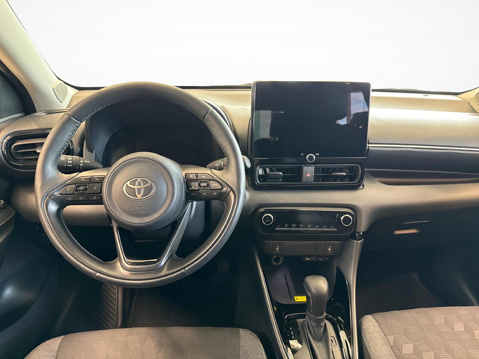 TOYOTA Yaris 1.5 VVT-i HSD Trend-image-8