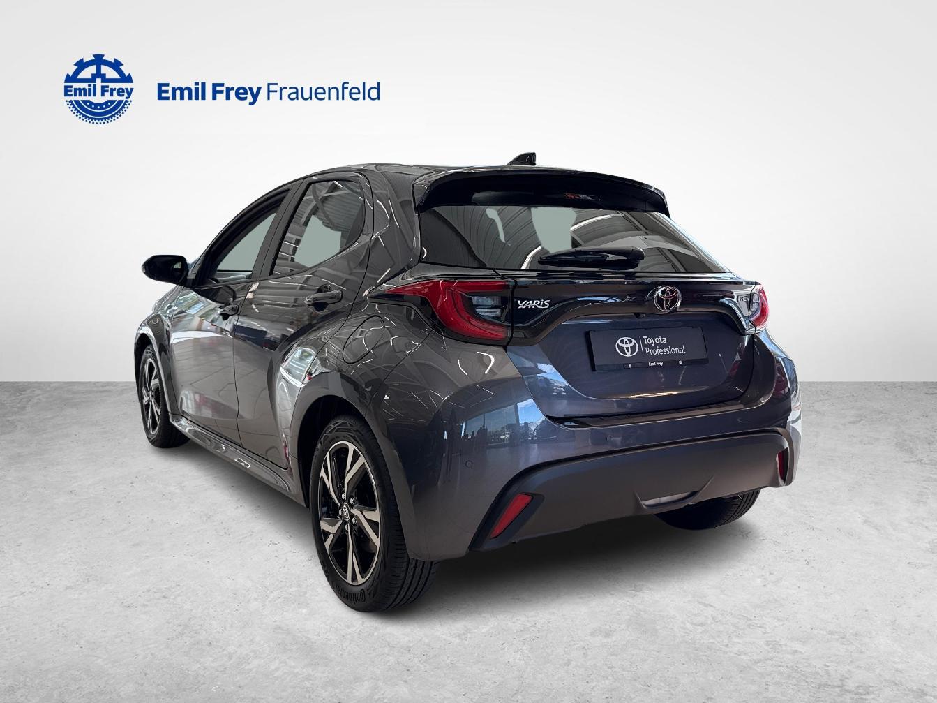TOYOTA Yaris 1.5 VVT-i HSD Trend-image-2