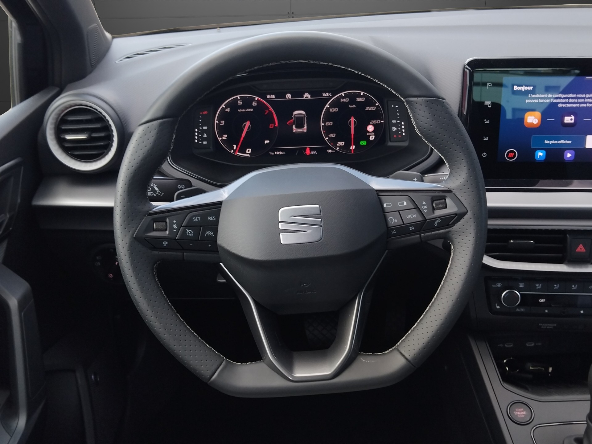 SEAT Arona 1.5 Eco TSI FR DSG-image-9