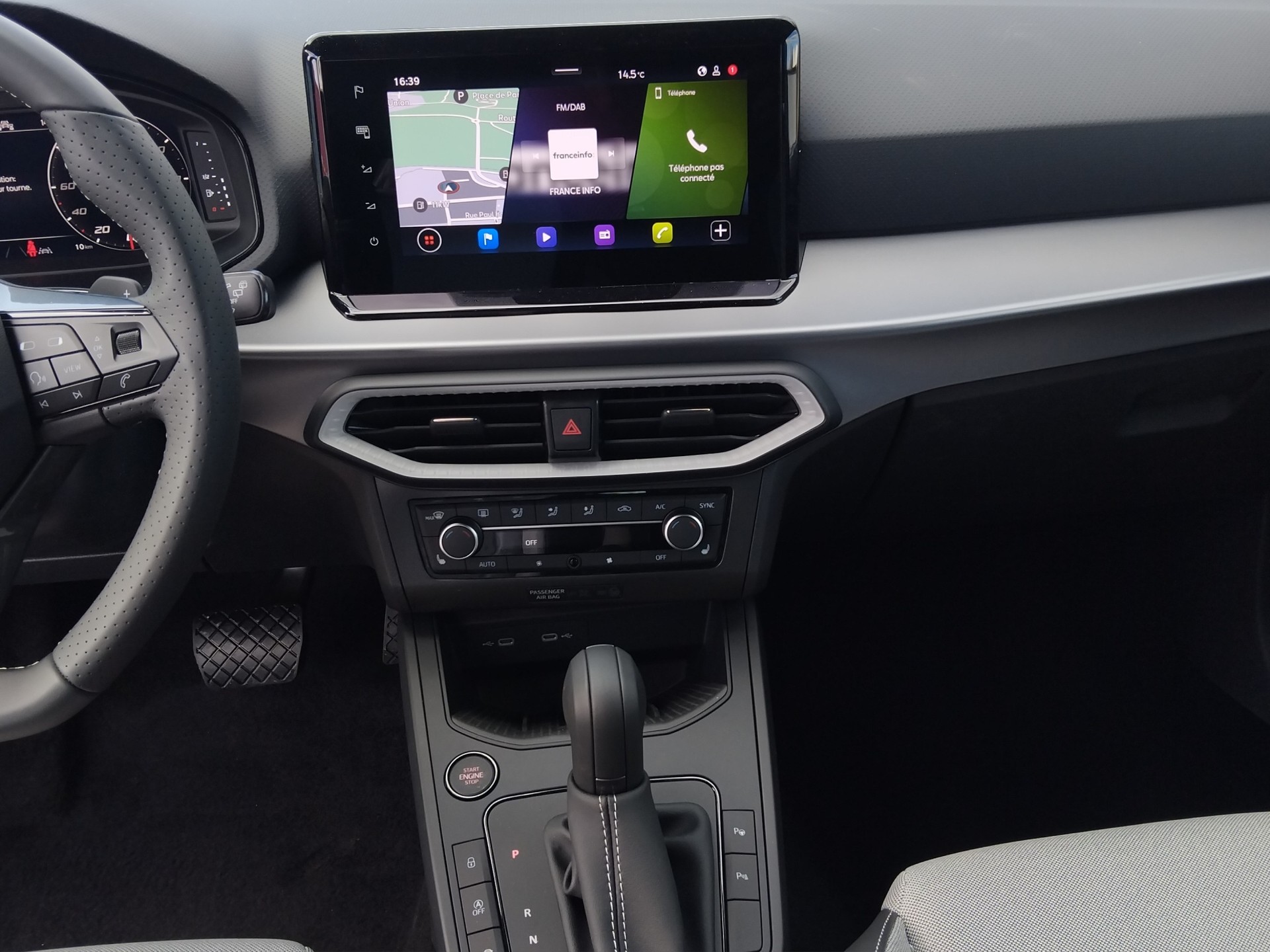 SEAT Arona 1.5 Eco TSI FR DSG-image-11