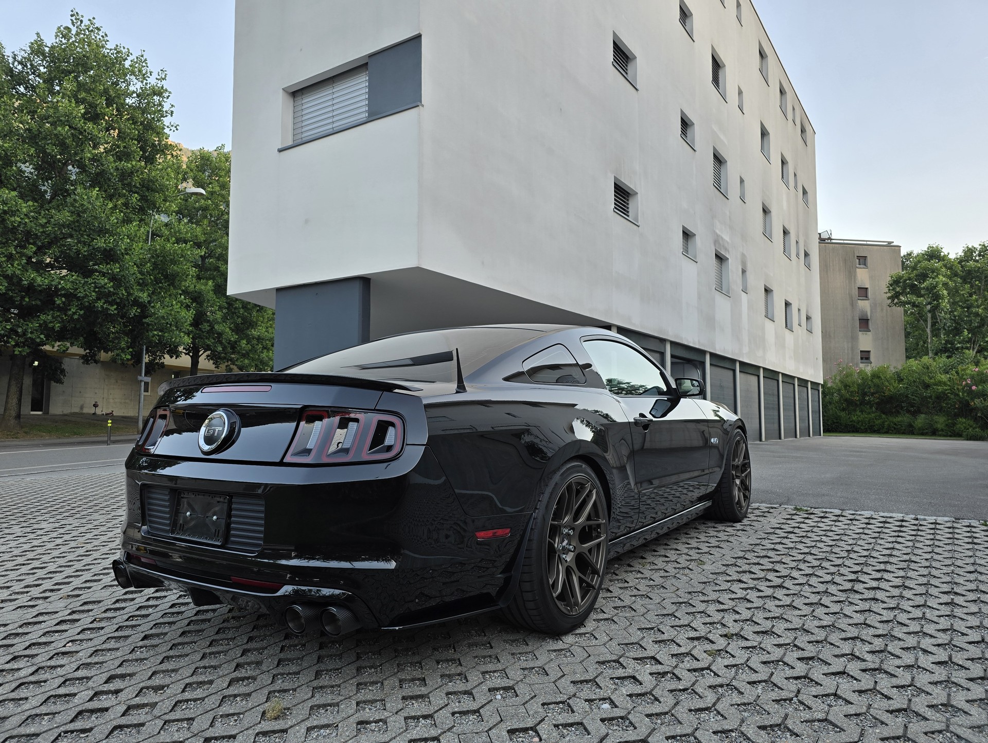 FORD MUSTANG GT 5.0-image-5