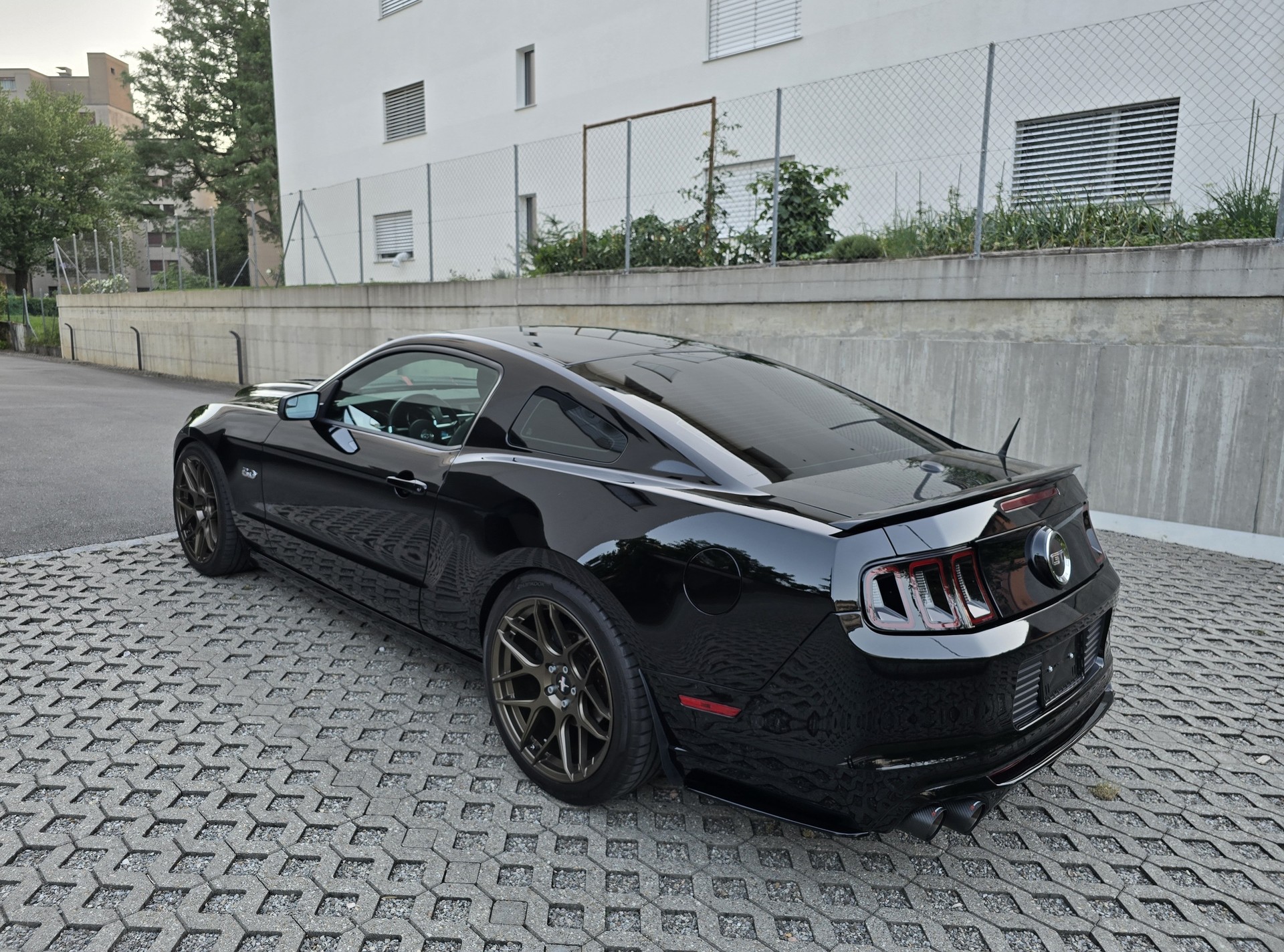 FORD MUSTANG GT 5.0-image-3
