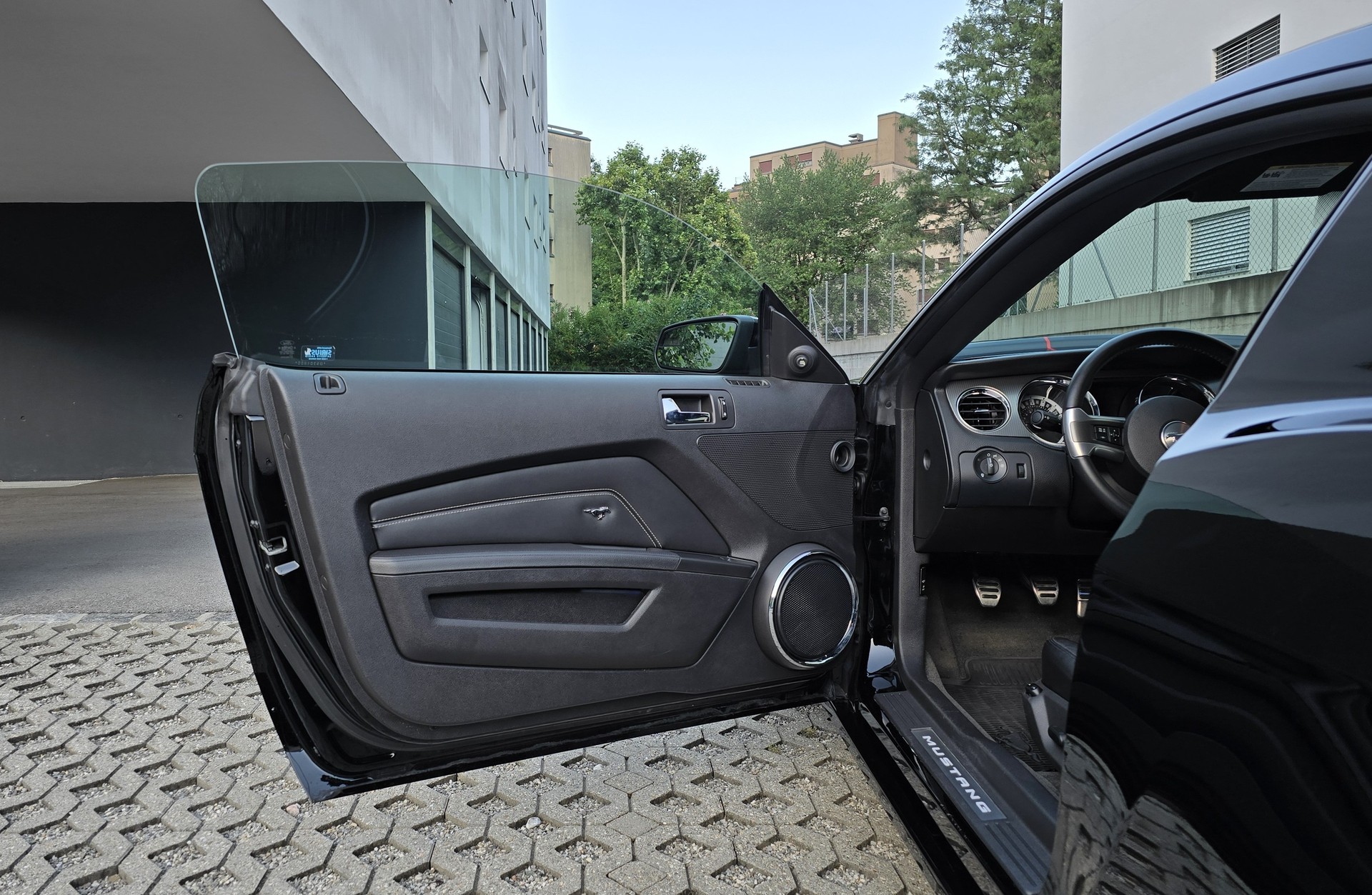 FORD MUSTANG GT 5.0-image-8