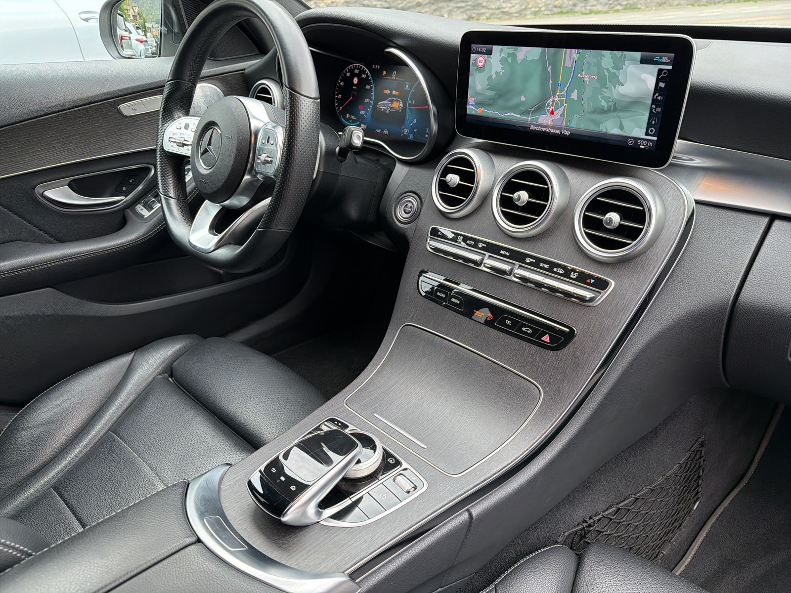 MERCEDES-BENZ C 220d SwissStar AMG L.4M-image-21