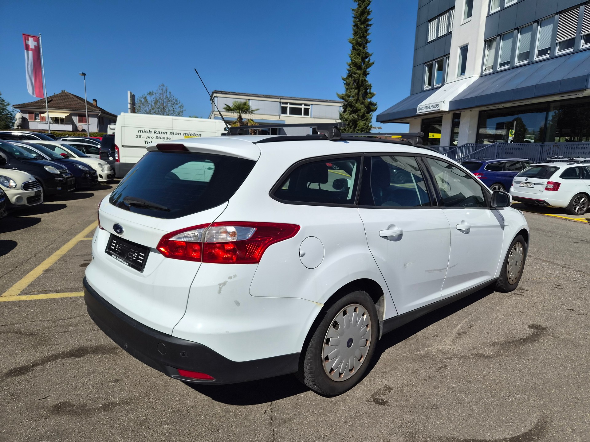 FORD Focus 1.6 TDCi ECOnetic Trend-image-1