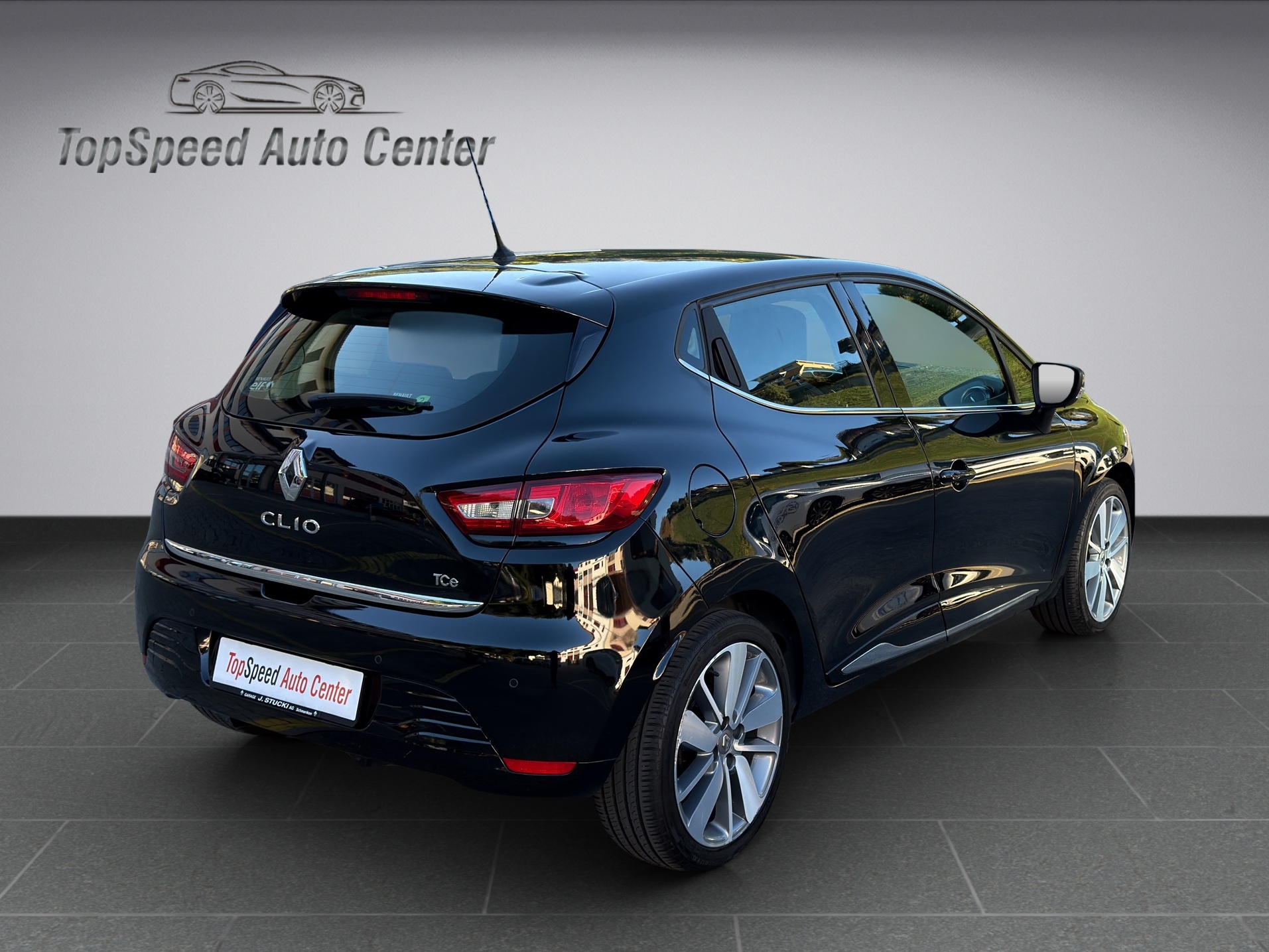 RENAULT Clio 0.9 12V Swiss Edition-image-5