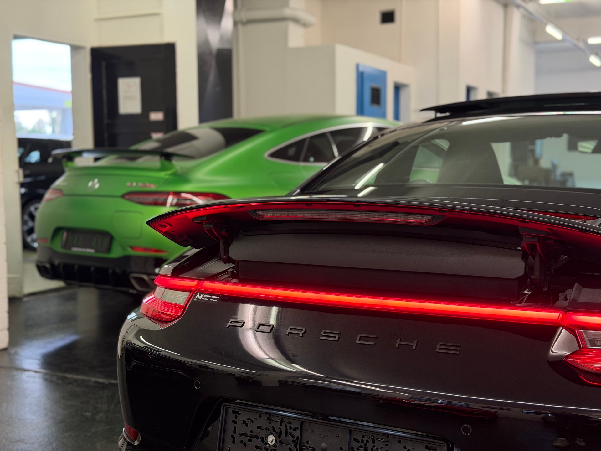 PORSCHE 911 Carrera 4S PDK-image-7