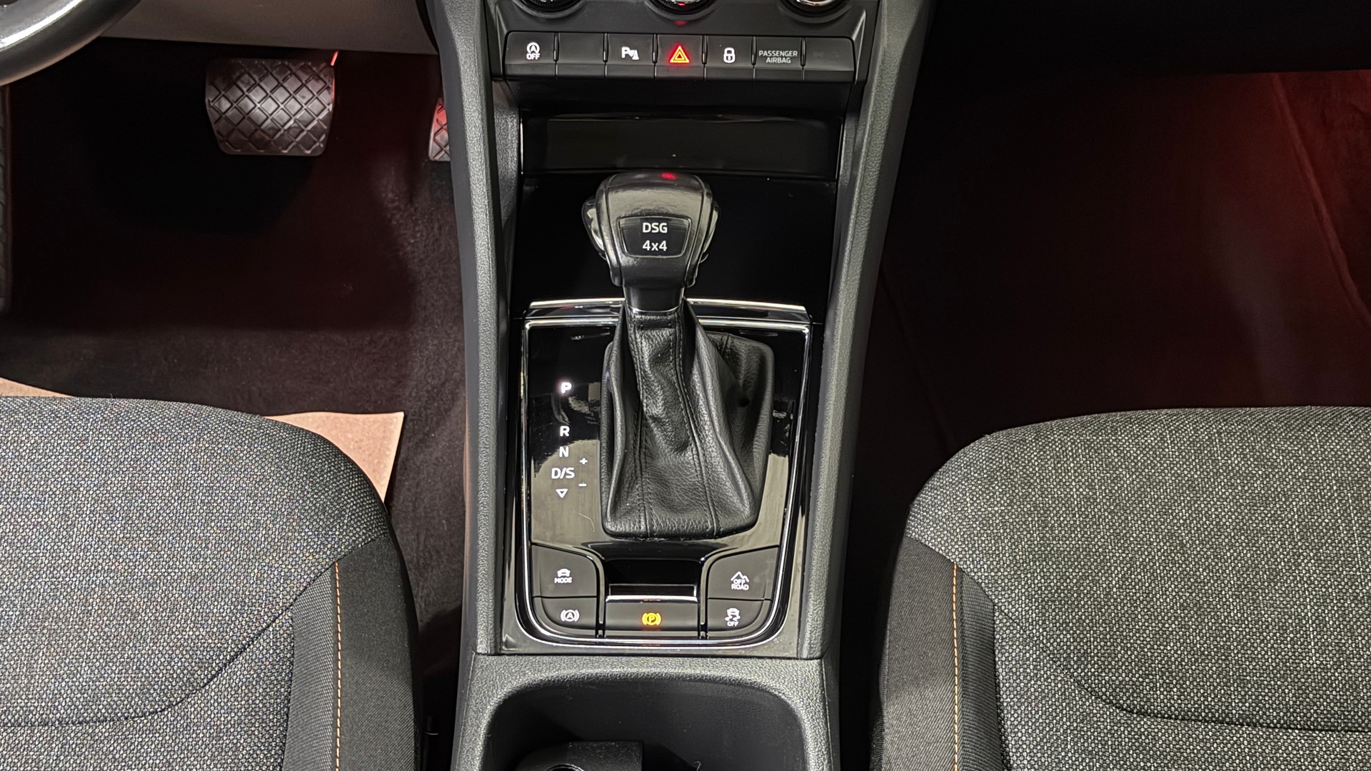 SKODA Kodiaq 2.0 TDI Clever DSG 4x4-image-15