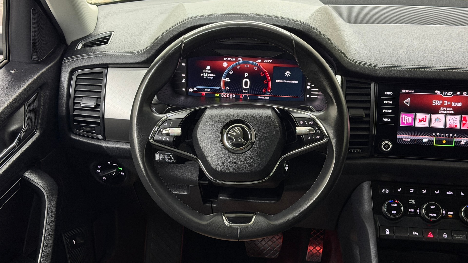 SKODA Kodiaq 2.0 TDI Clever DSG 4x4-image-8