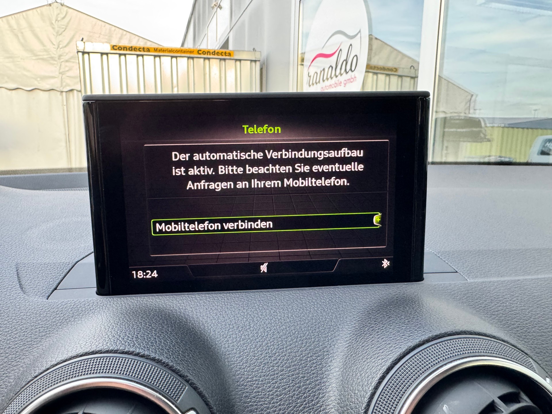 AUDI Q2 30 TFSI Sport+Navigation+Bluetooth+Klima+Parksensoren+8-fach bereift+Sitzheizung+frisch ab MFK/Service+-image-14