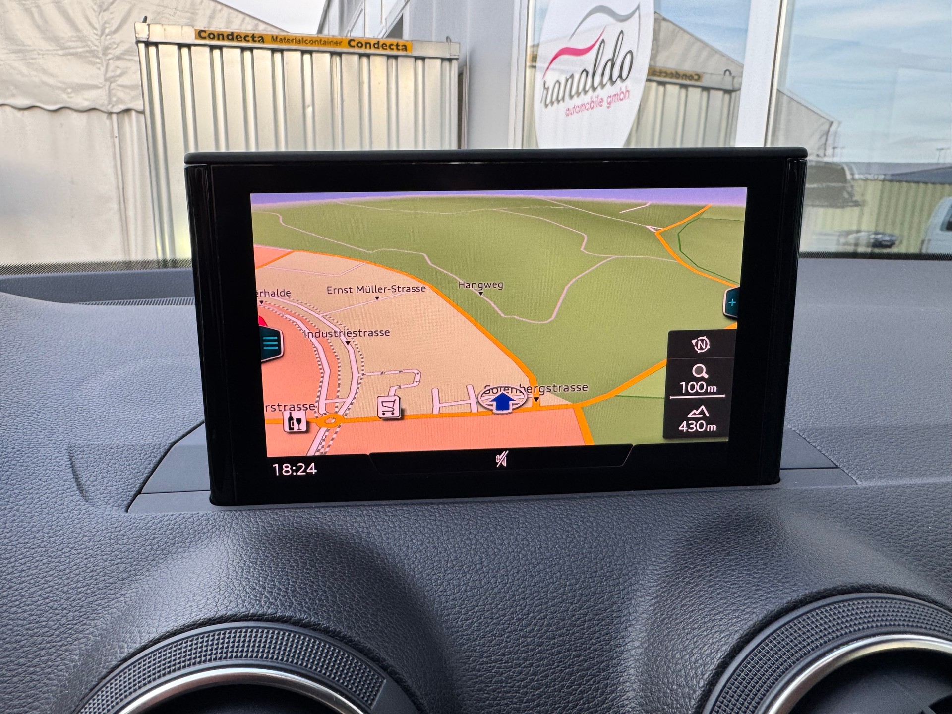 AUDI Q2 30 TFSI Sport+Navigation+Bluetooth+Klima+Parksensoren+8-fach bereift+Sitzheizung+frisch ab MFK/Service+-image-15