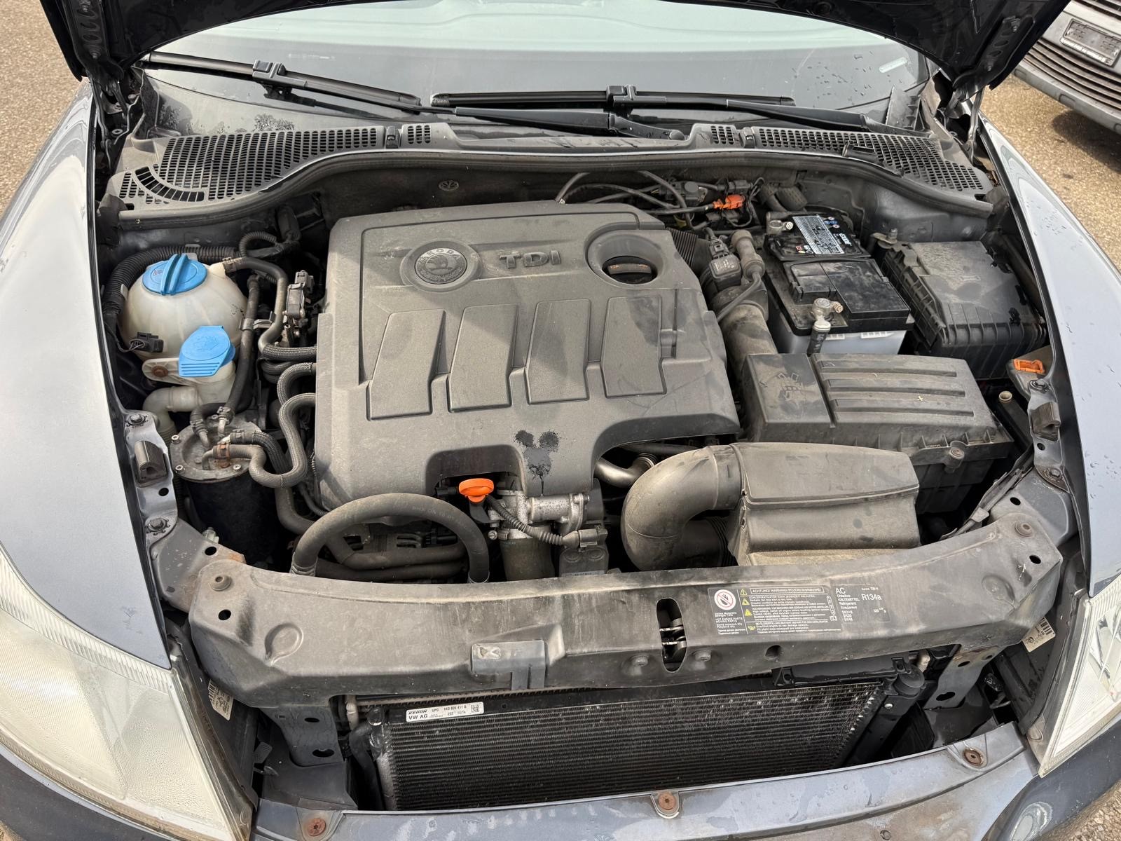 SKODA Octavia Combi 1.6 TDI Ambition DSG-image-9