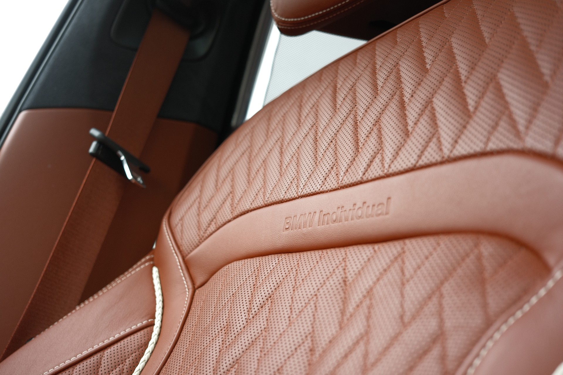 BMW 750Li xDrive Individual-image-5