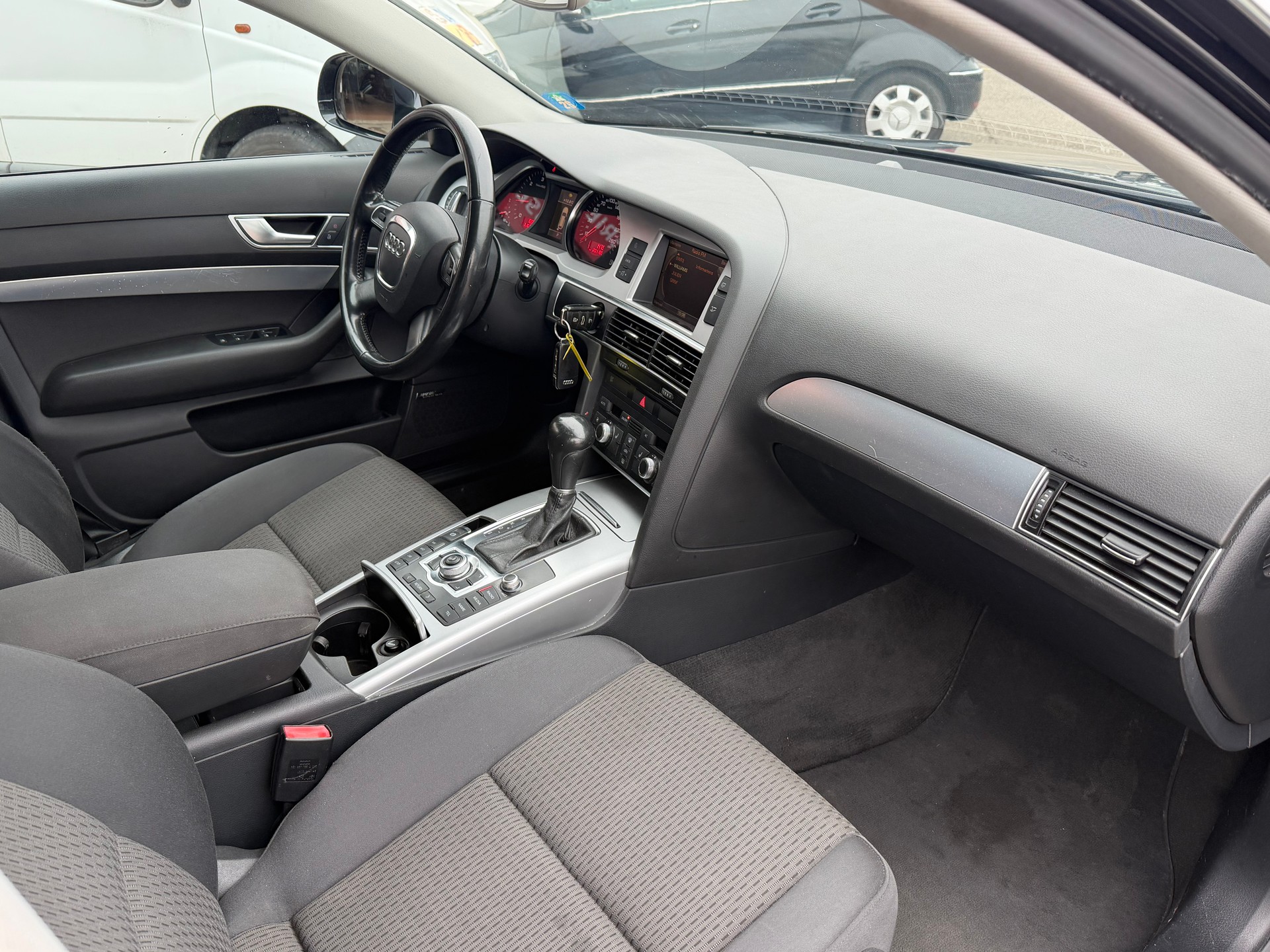 AUDI A6 Avant 2.7 V6 TDI multitronic-image-10