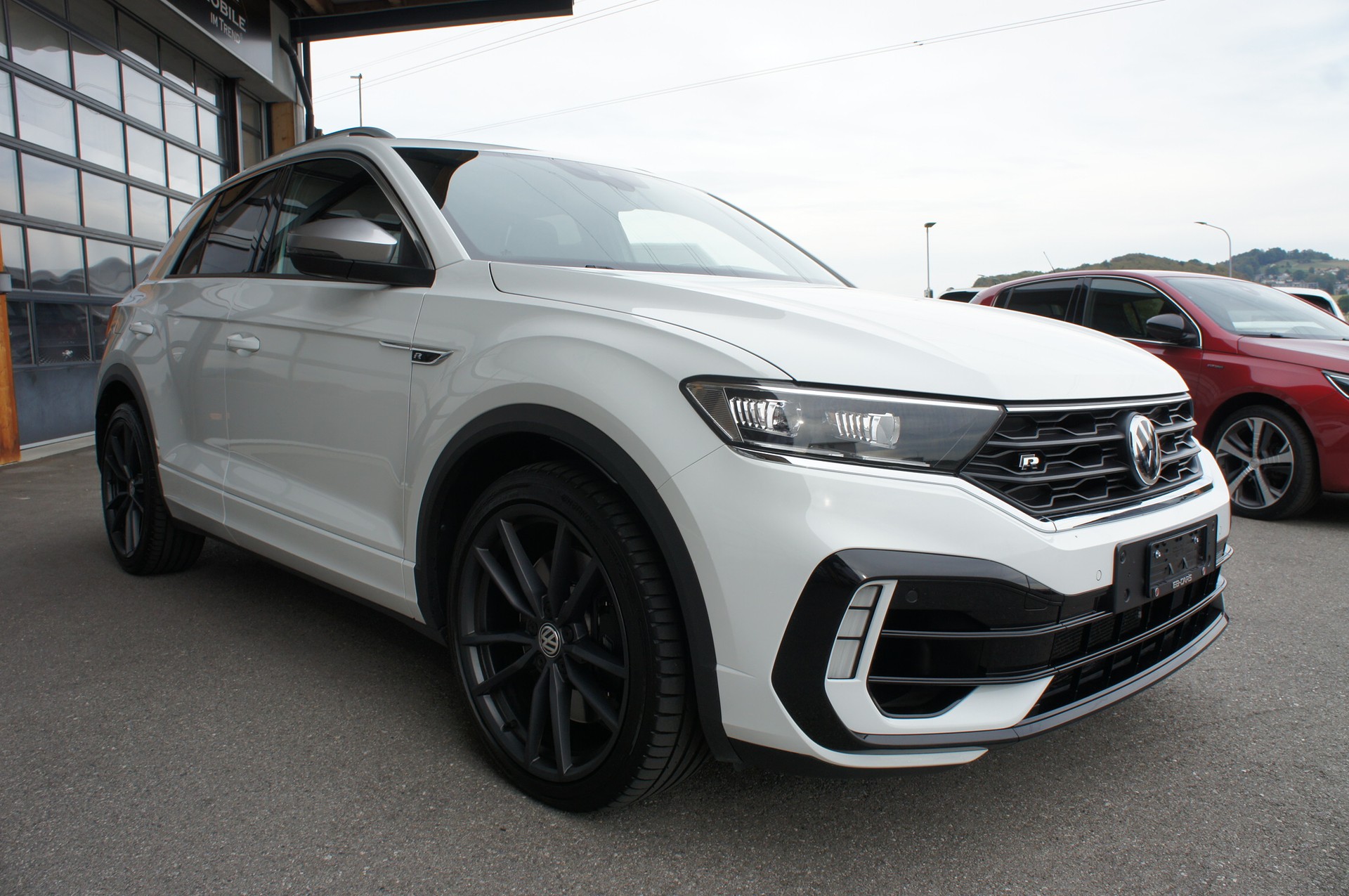 VW T-Roc 2.0 TSI R DSG 4Motion-image-6