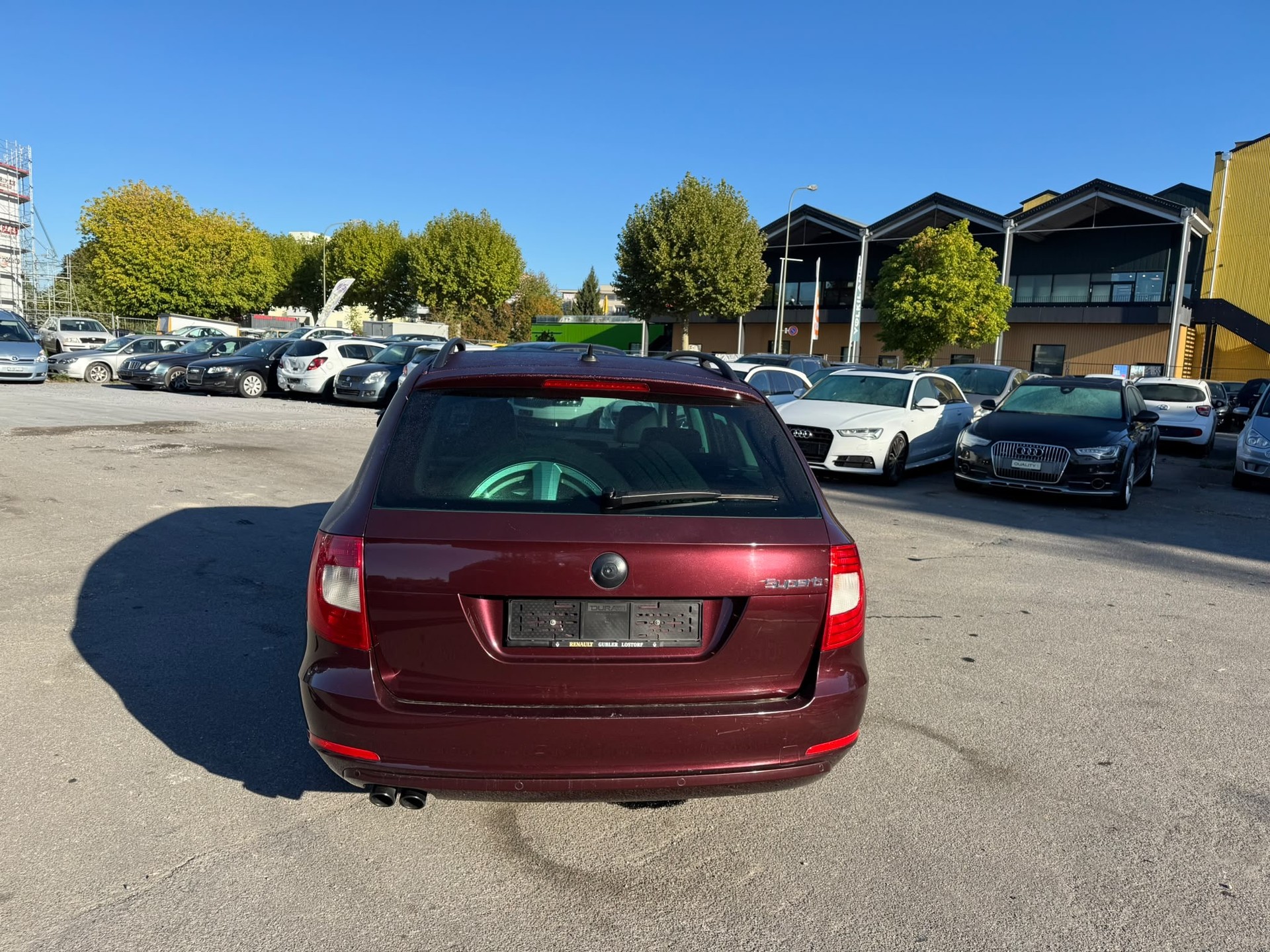 SKODA Superb Combi 2.0 TDi Laurin & Klement 4x4 DSG-image-6
