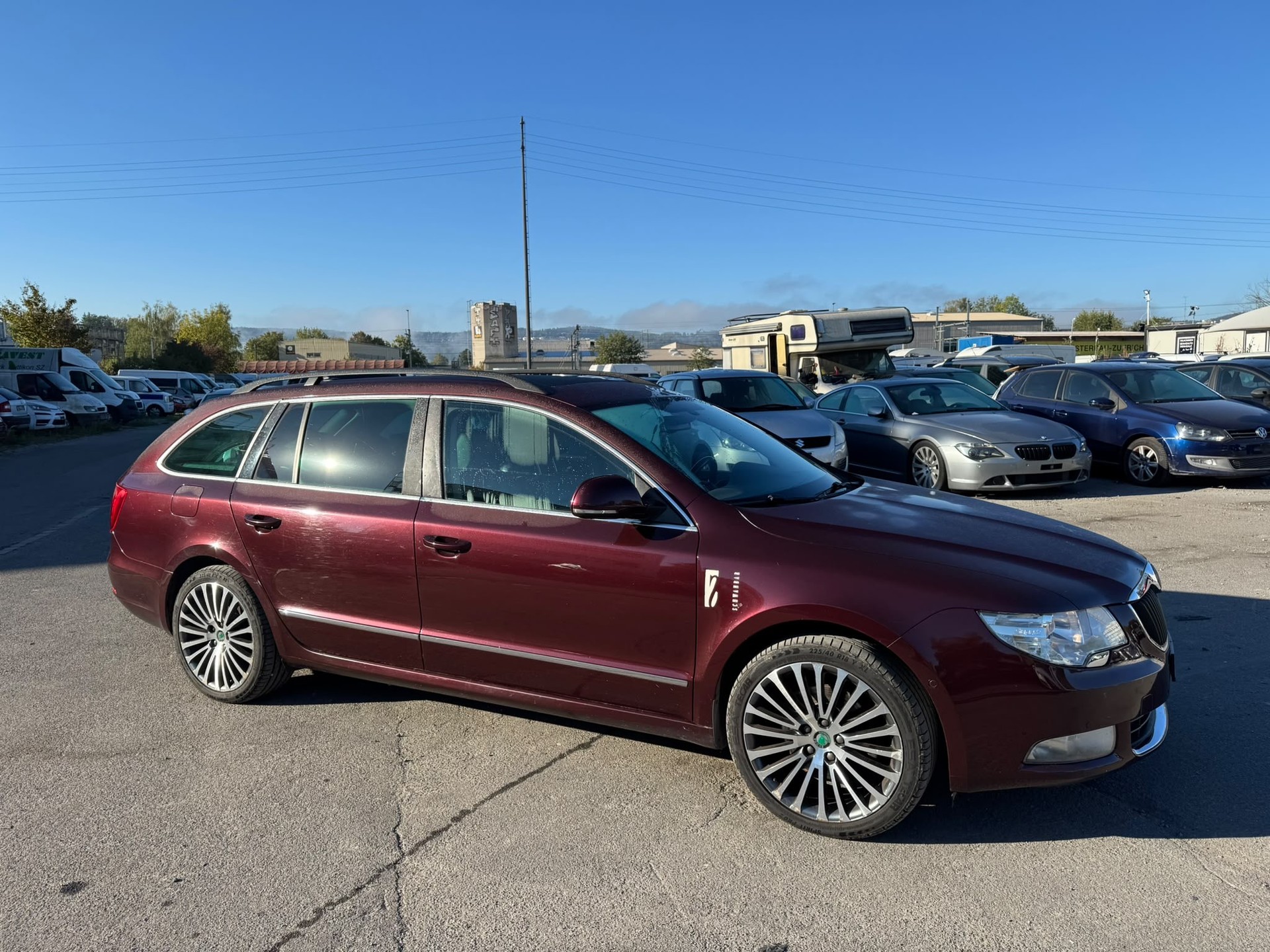 SKODA Superb Combi 2.0 TDi Laurin & Klement 4x4 DSG-image-1