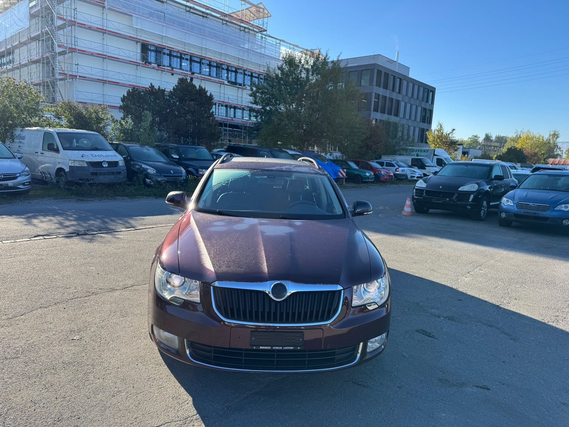SKODA Superb Combi 2.0 TDi Laurin & Klement 4x4 DSG-image-0