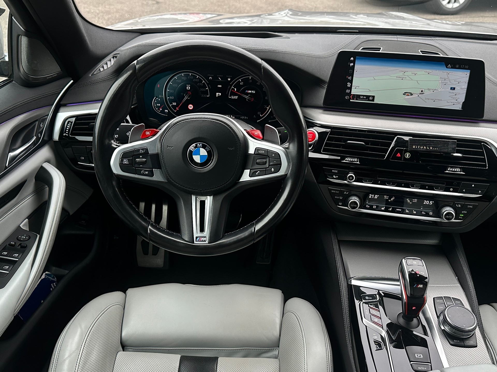 BMW M5 xDrive Drivelogic * CH-Fahrzeug * ohne OPF * Servicegepfelgt *-image-13