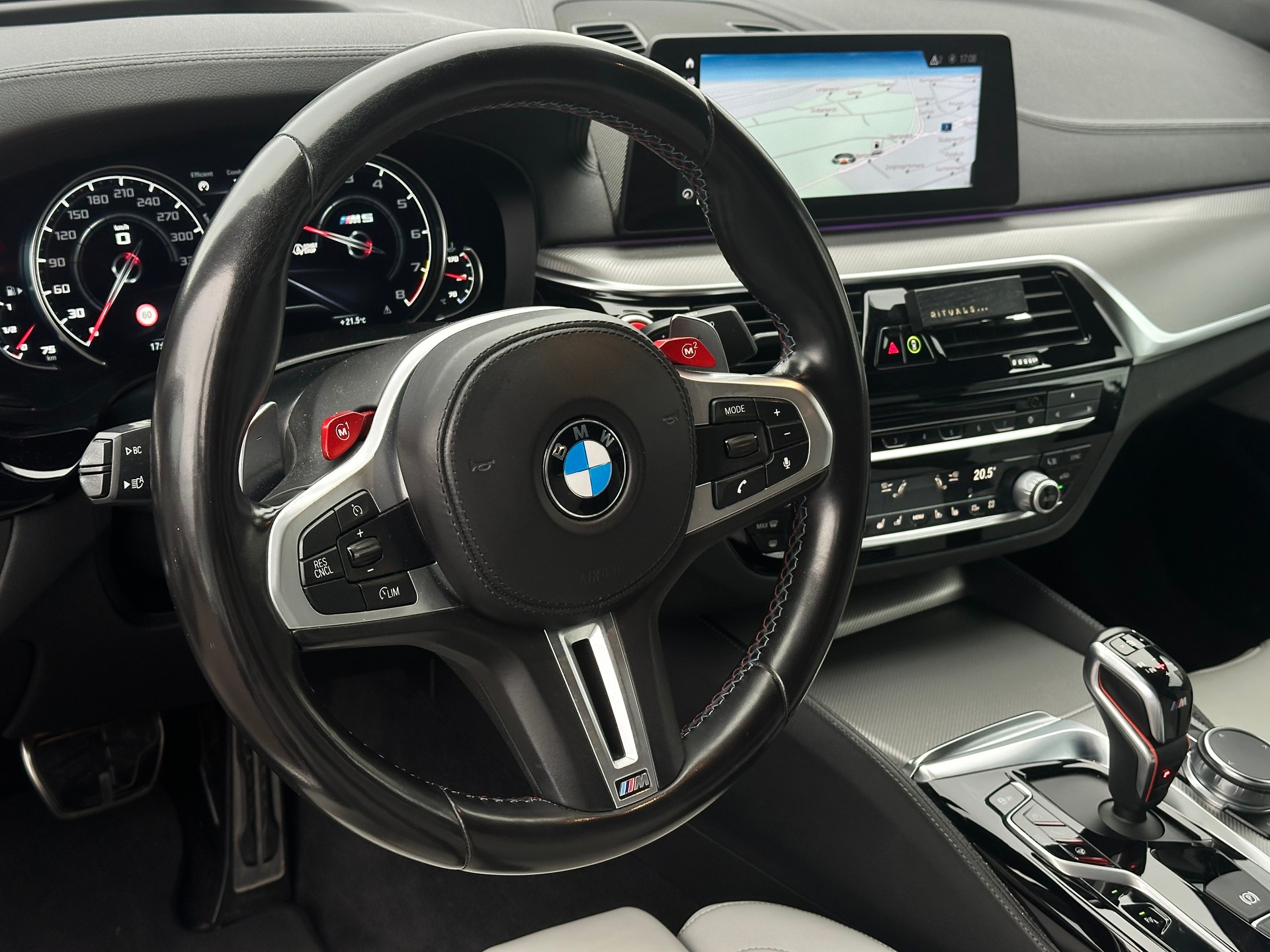 BMW M5 xDrive Drivelogic * CH-Fahrzeug * ohne OPF * Servicegepfelgt *-image-11