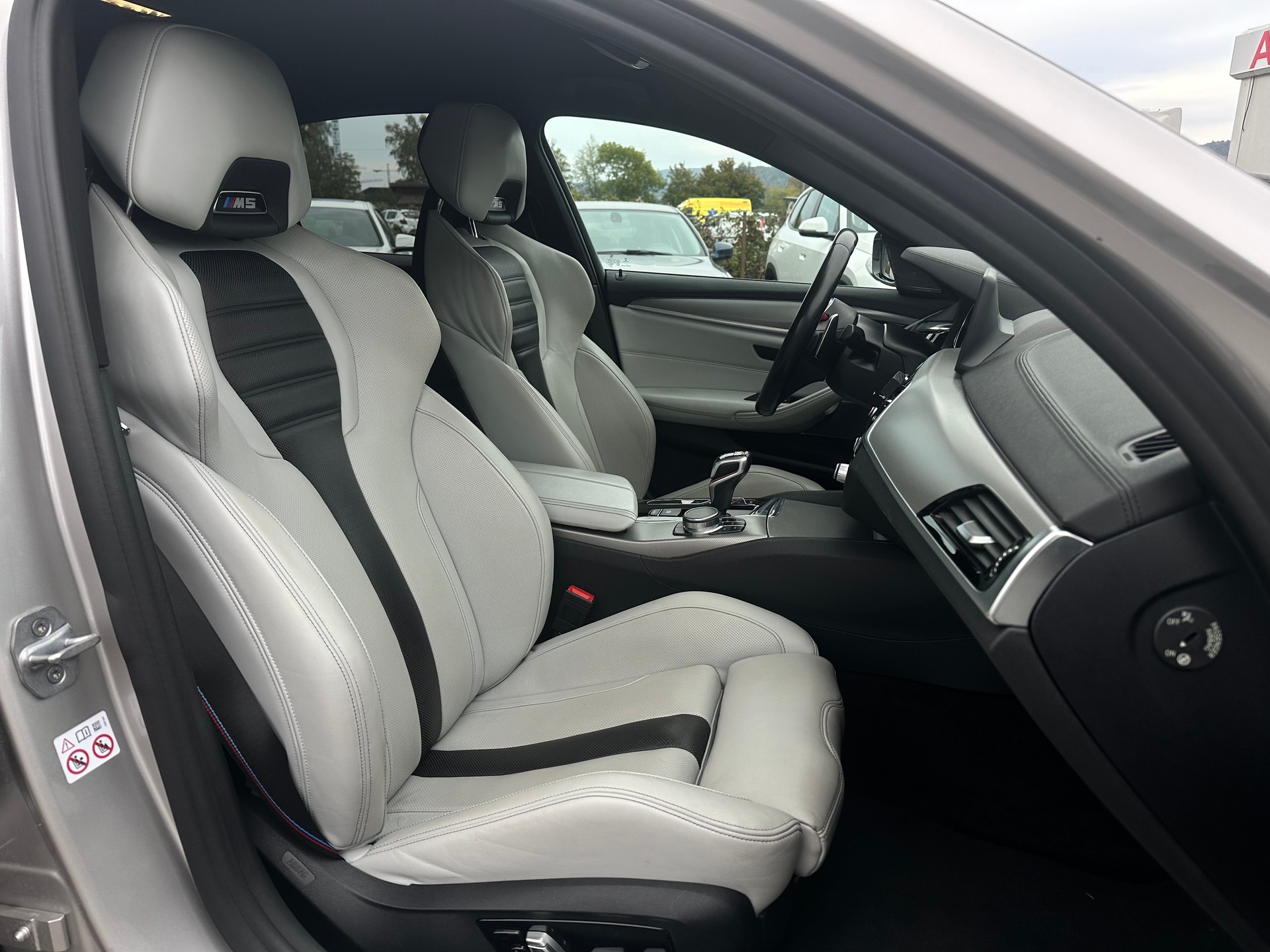 BMW M5 xDrive Drivelogic * CH-Fahrzeug * ohne OPF * Servicegepfelgt *-image-22