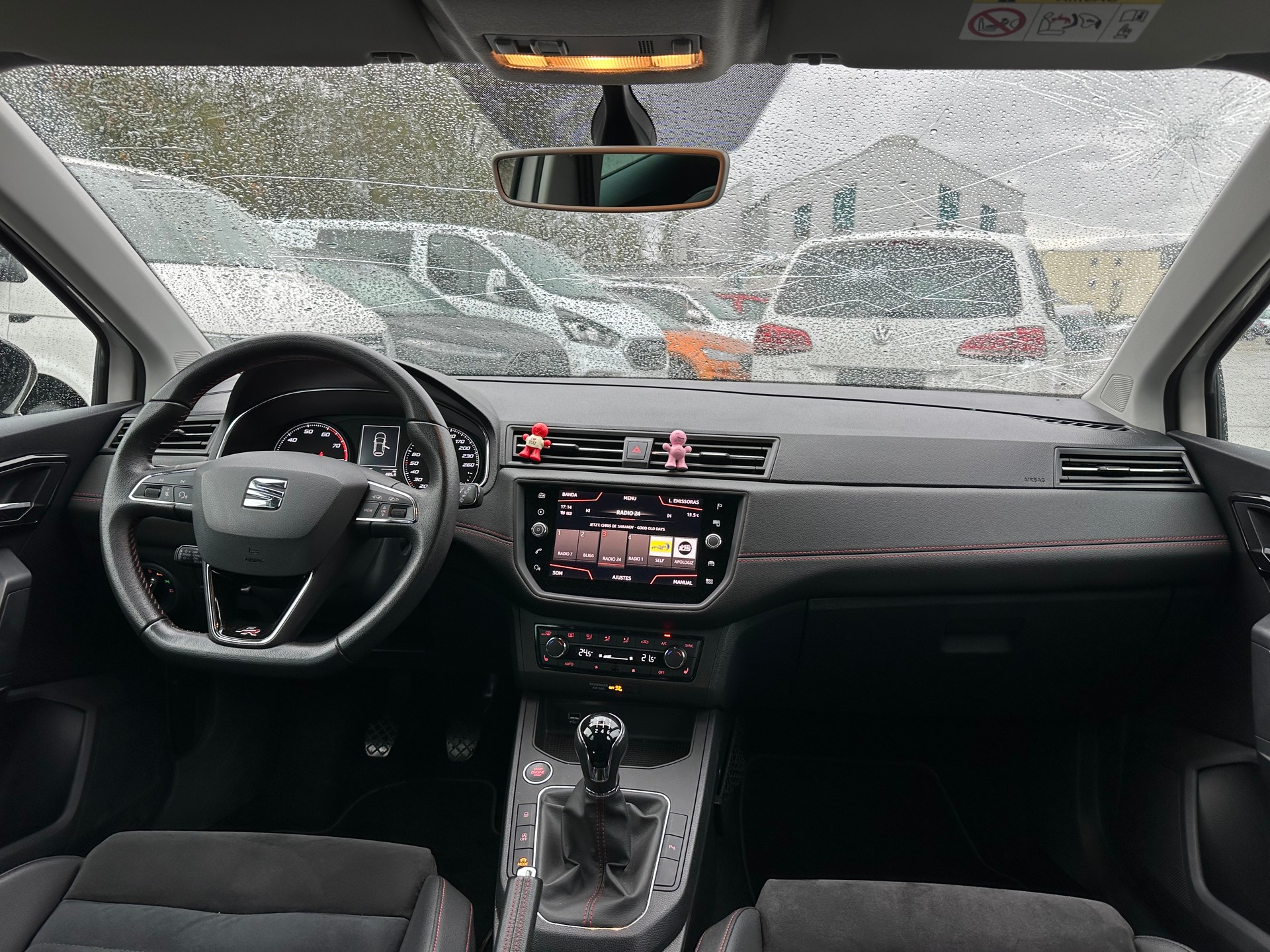 SEAT Ibiza 1.5 TSI EVO Swiss FR-image-11