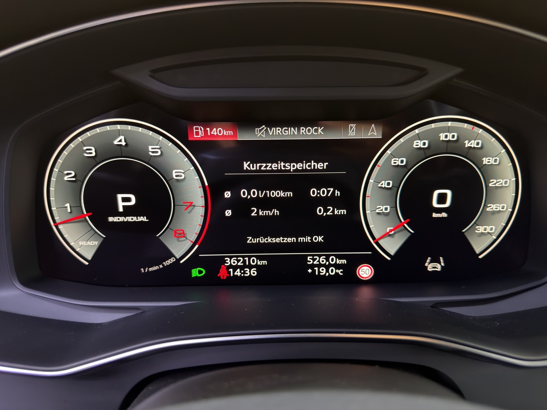 AUDI A6 Avant 55 TFSI S line quattro S-tronic-image-14
