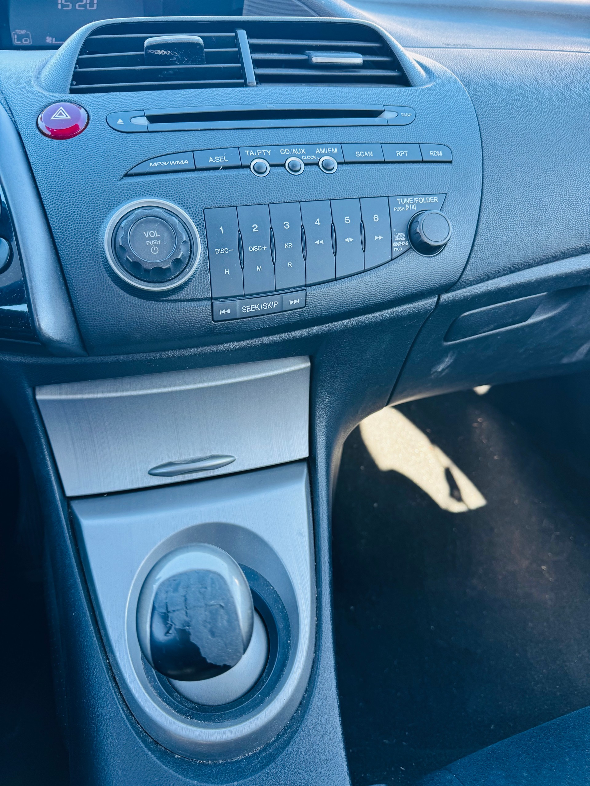HONDA Civic 1.4i Comfort-image-8