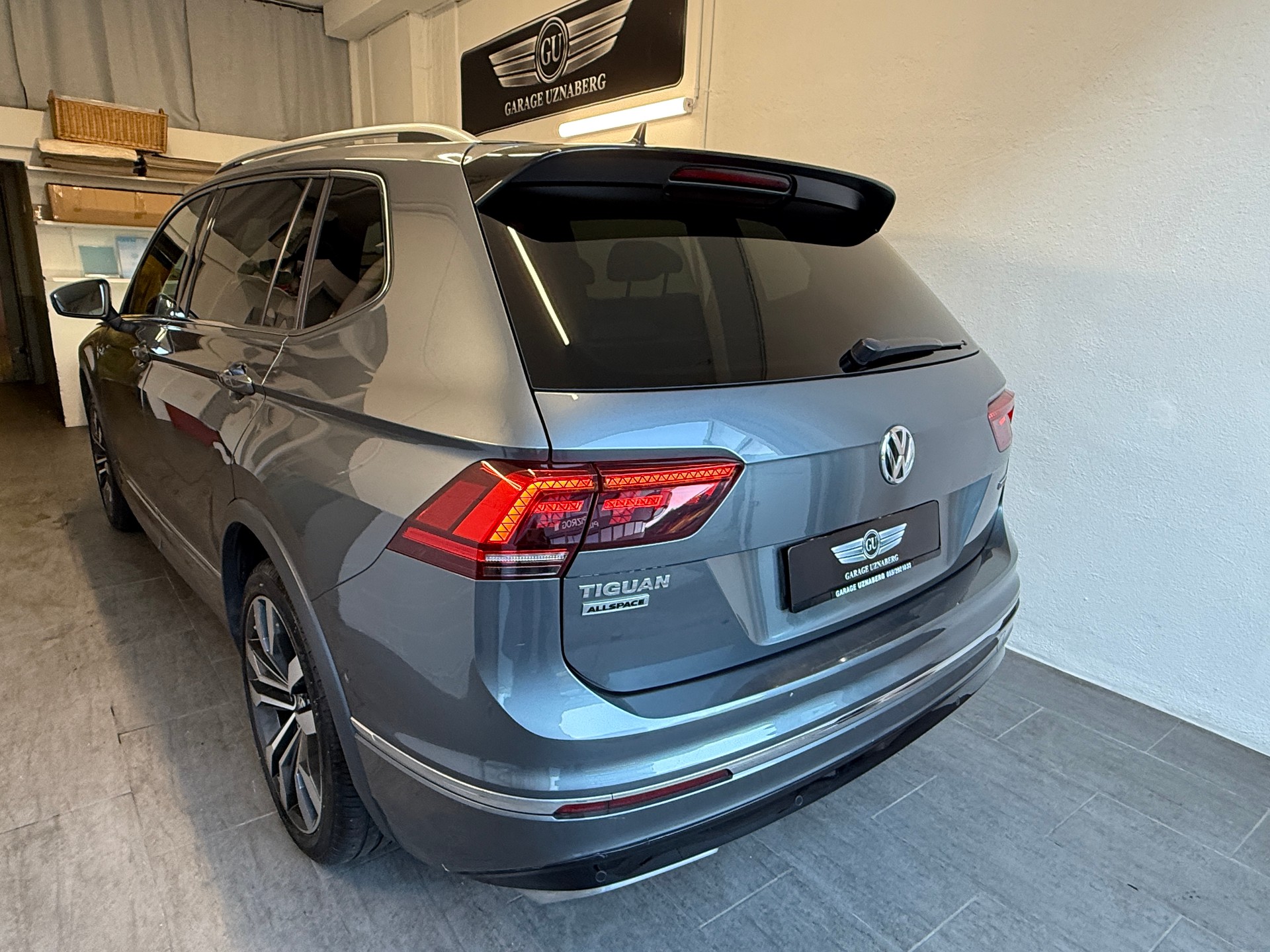 VW Tiguan Allspace 2.0 TDI SCR R-Line 4Motion DSG Ab 420.- pro Monat-image-2