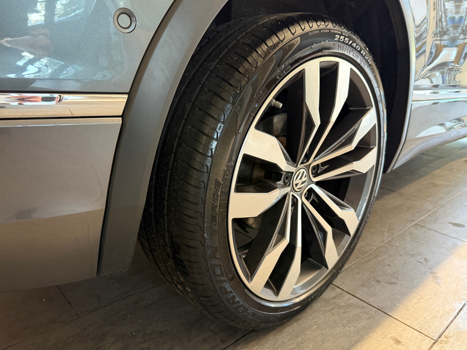 VW Tiguan Allspace 2.0 TDI SCR R-Line 4Motion DSG Ab 420.- pro Monat-image-28