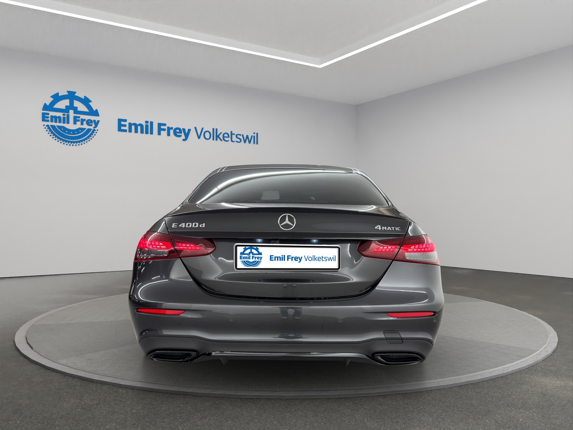 MERCEDES-BENZ E-Klasse E 400 d AMG Line 4matic-image-5