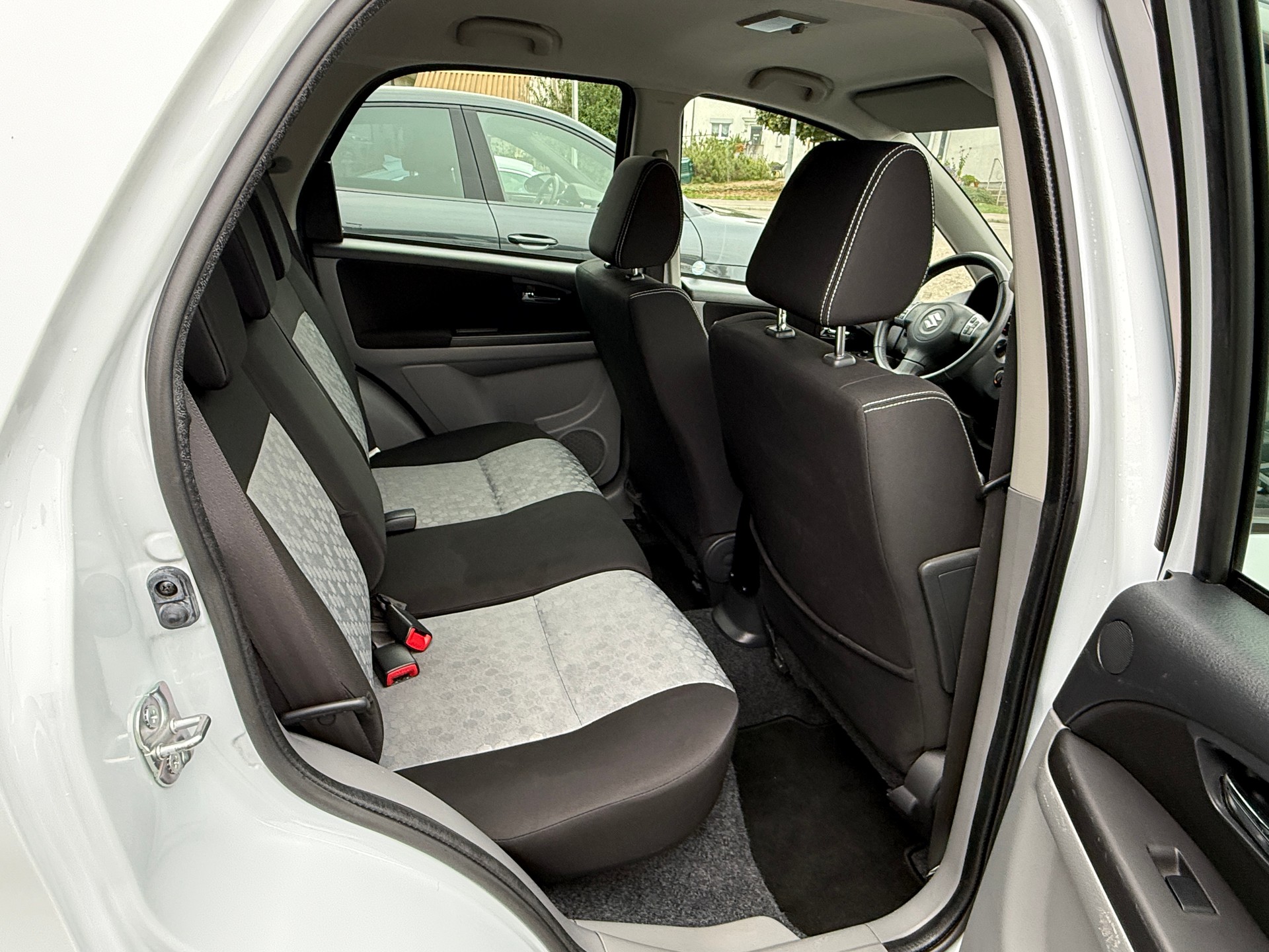 SUZUKI SX4 1.6 16V Compact Top 4WD-image-9
