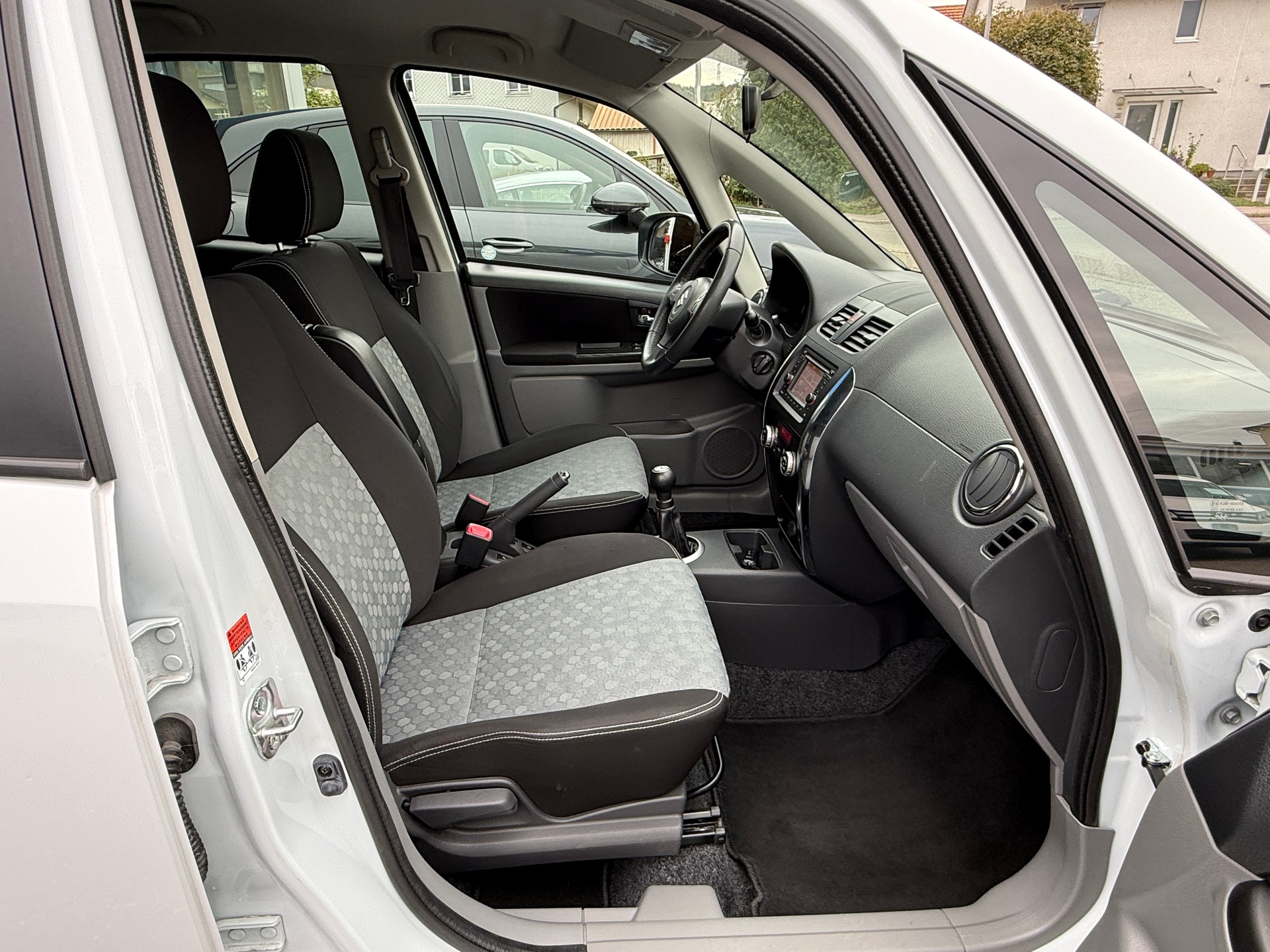SUZUKI SX4 1.6 16V Compact Top 4WD-image-8