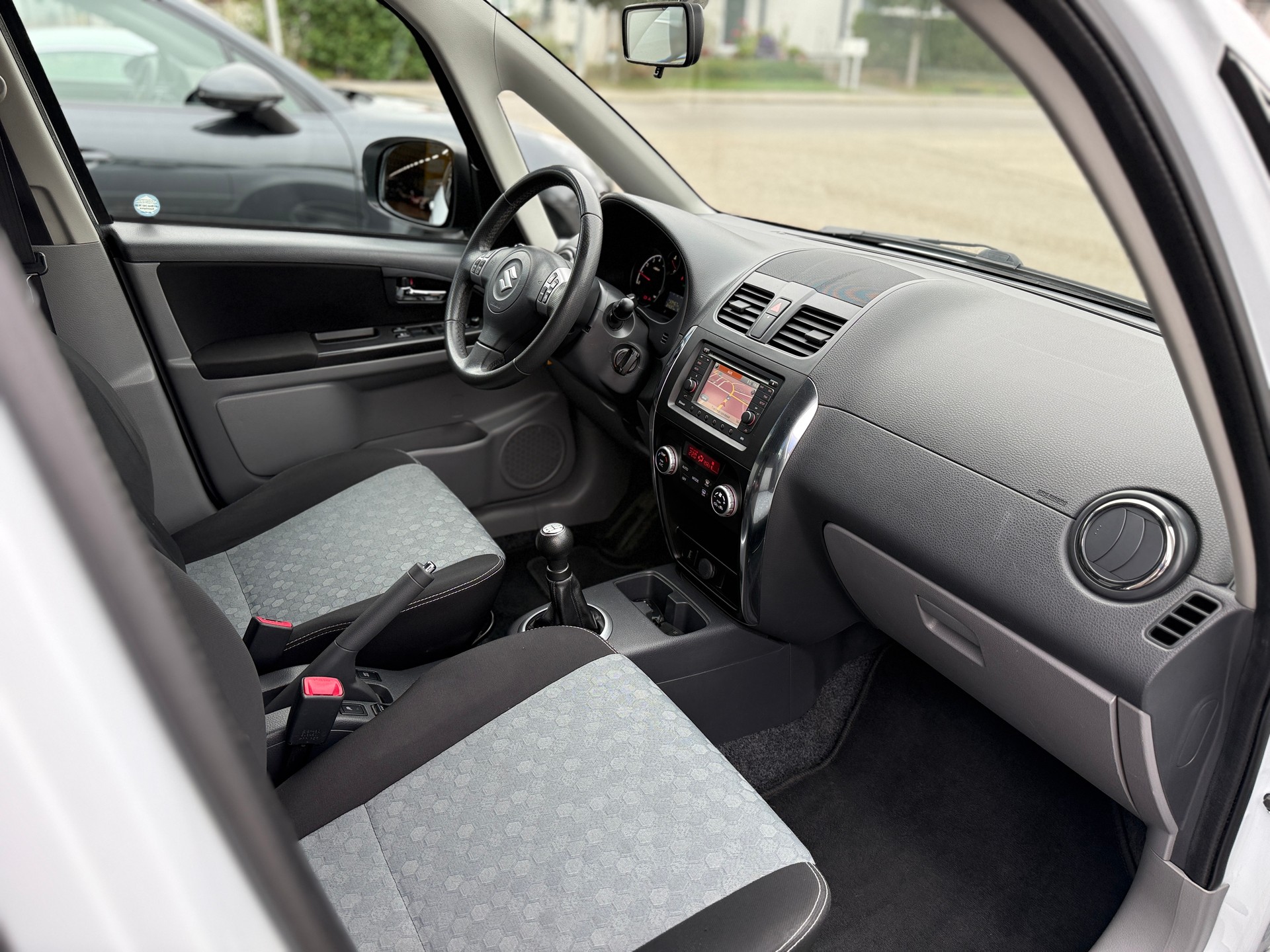 SUZUKI SX4 1.6 16V Compact Top 4WD-image-7