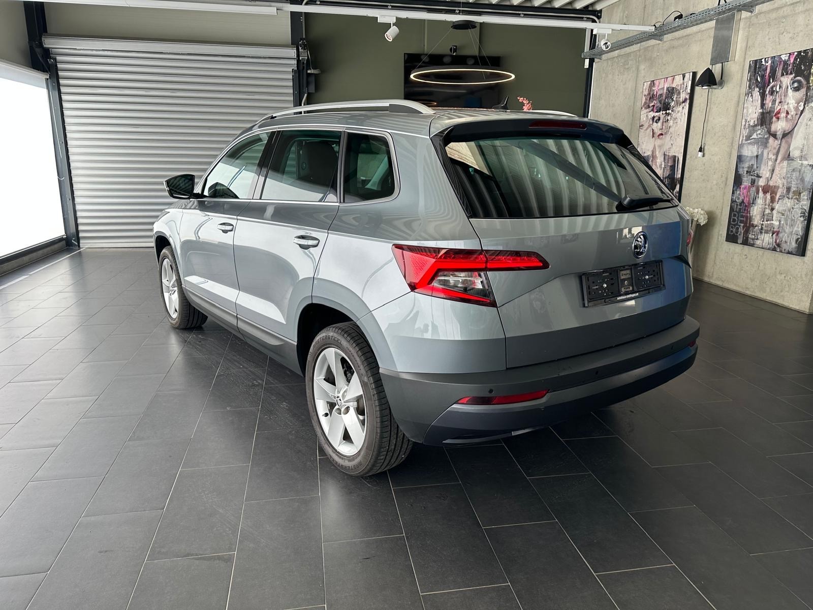 SKODA Karoq 1.6 TDI Smile DSG-image-10