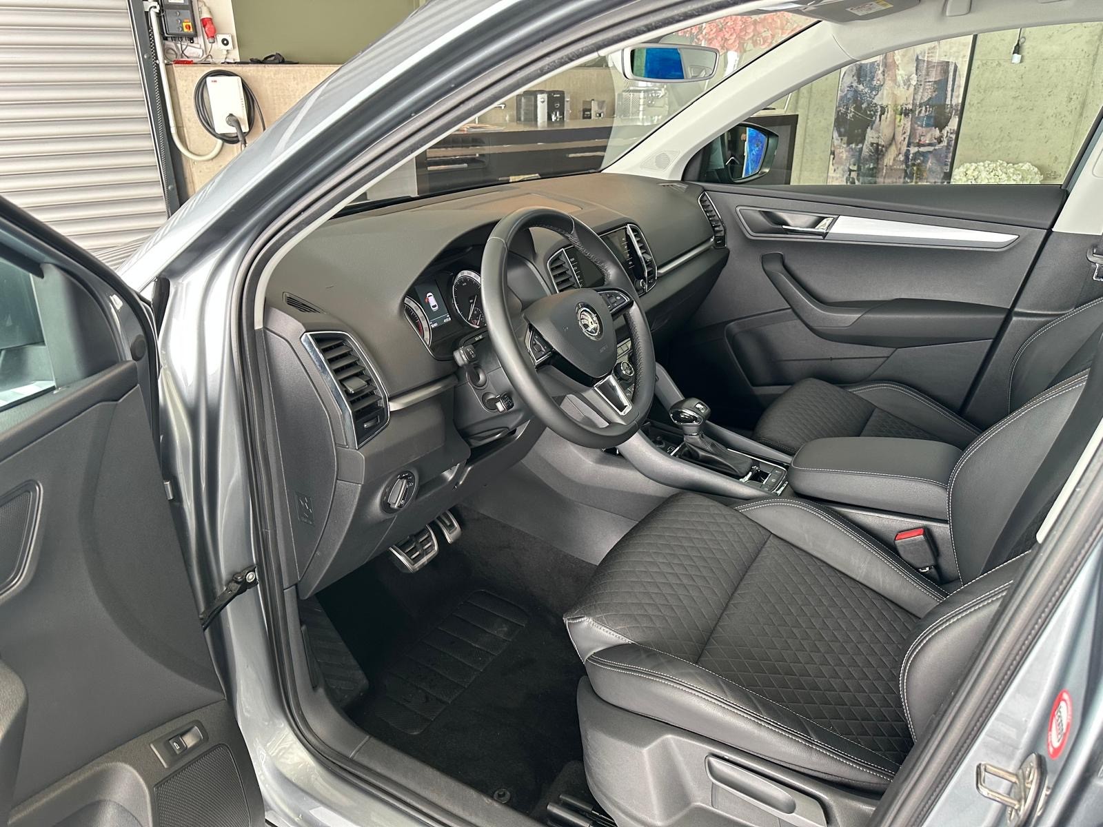 SKODA Karoq 1.6 TDI Smile DSG-image-20