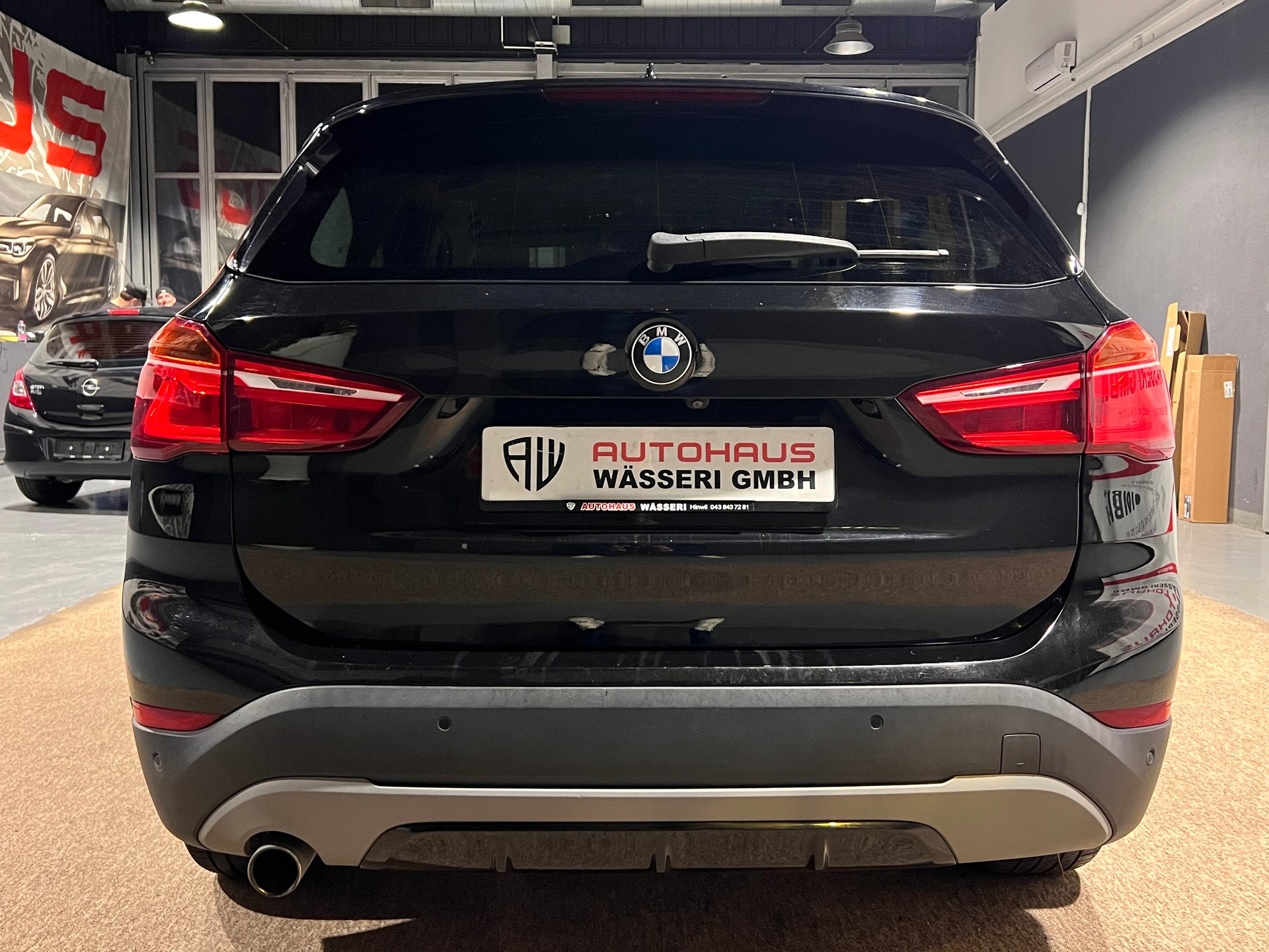 BMW X1 xDrive 18d Sport Line Steptronic-showroom-element-3