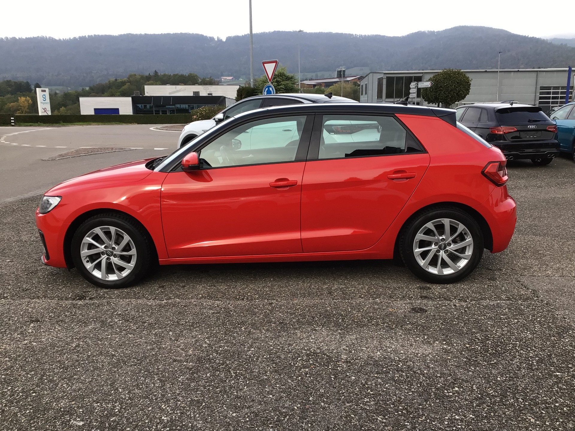 AUDI A1 Sportback 30 TFSI S Line S-tronic-image-13