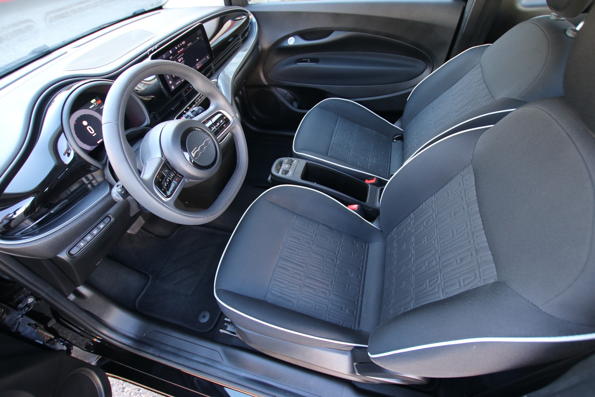 FIAT 500 electric 70 kW Cult-image-10