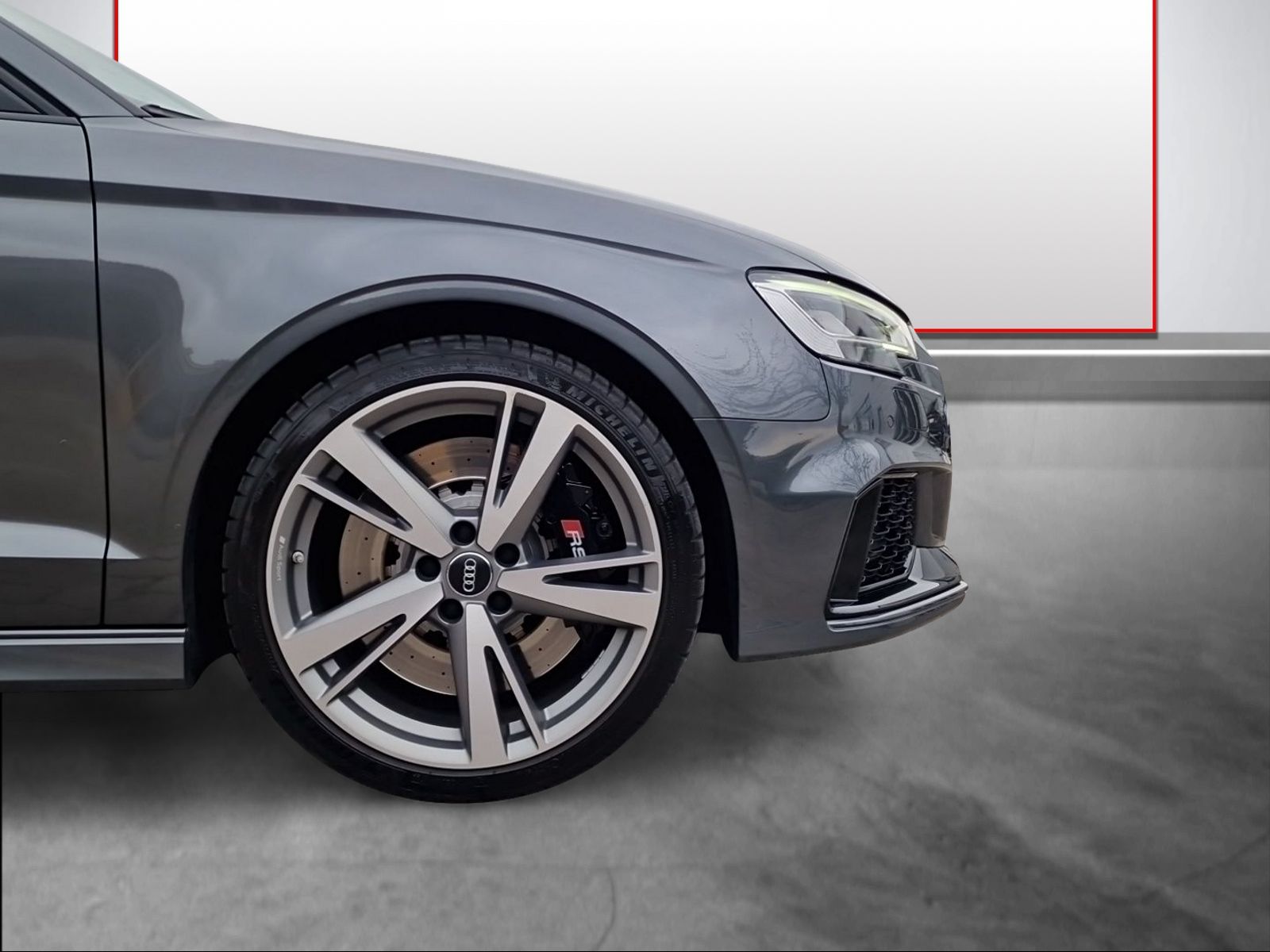 AUDI RS3 Limousine 2.5 TSI quattro S-tronic-image-14
