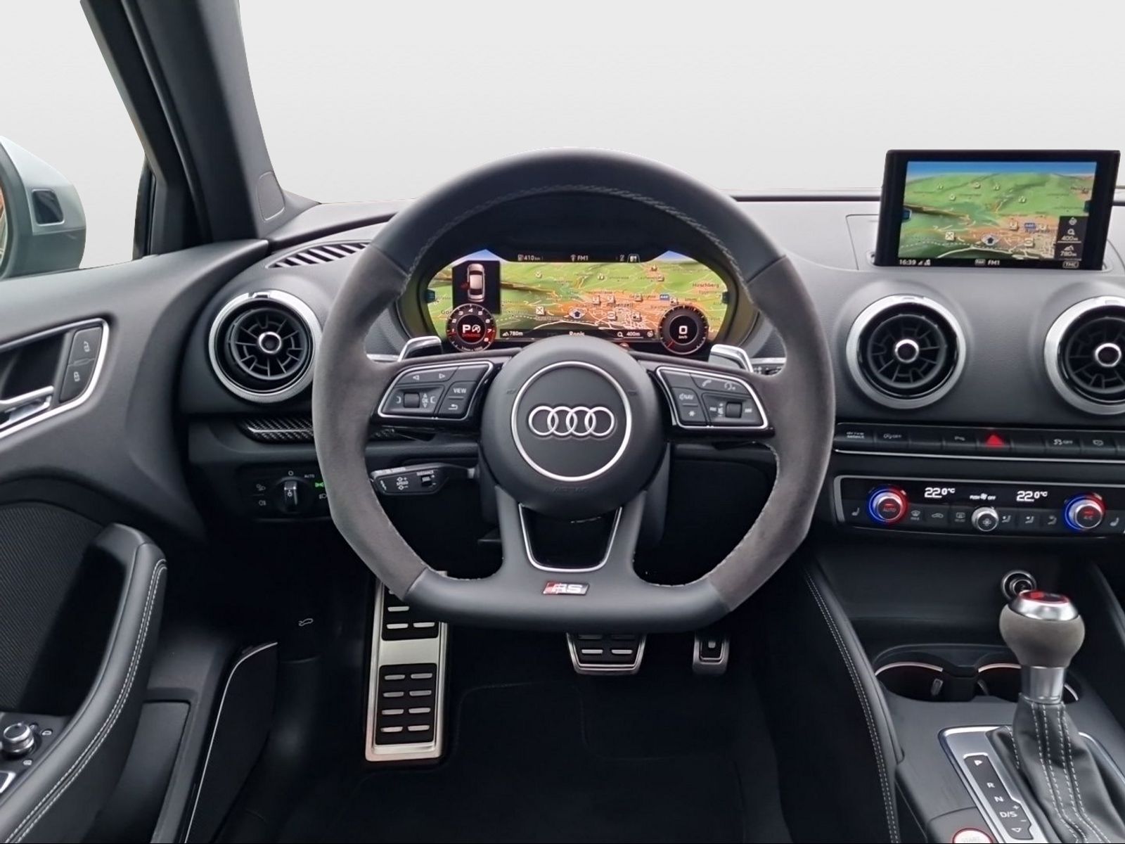 AUDI RS3 Limousine 2.5 TSI quattro S-tronic-image-3