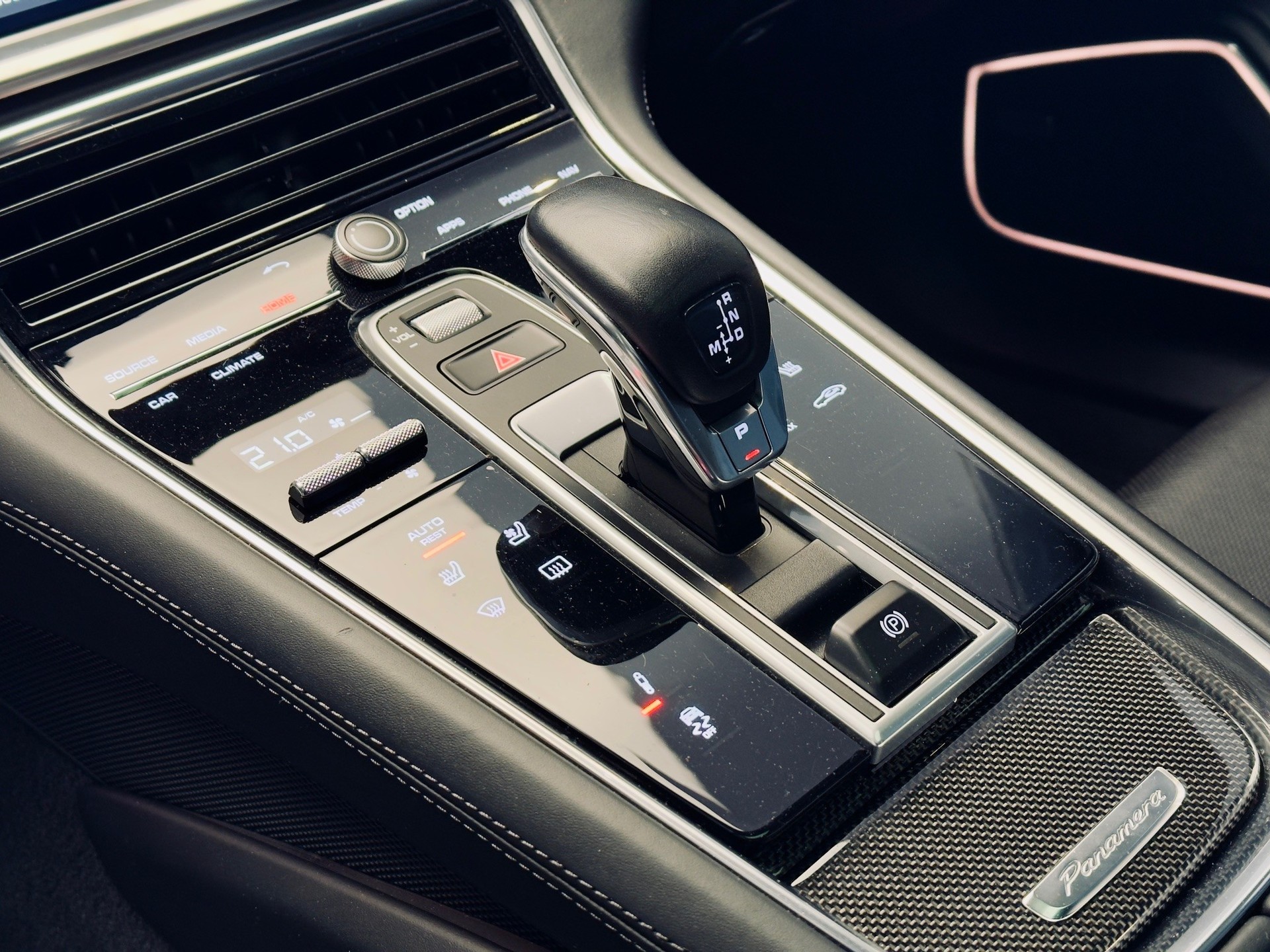 PORSCHE Panamera Turbo Sport Turismo PDK-image-19