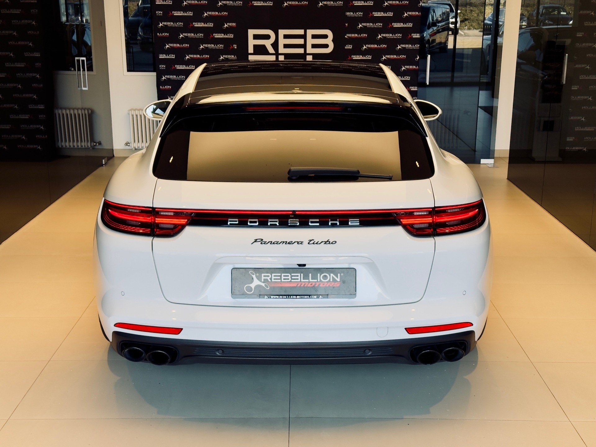 PORSCHE Panamera Turbo Sport Turismo PDK-image-8