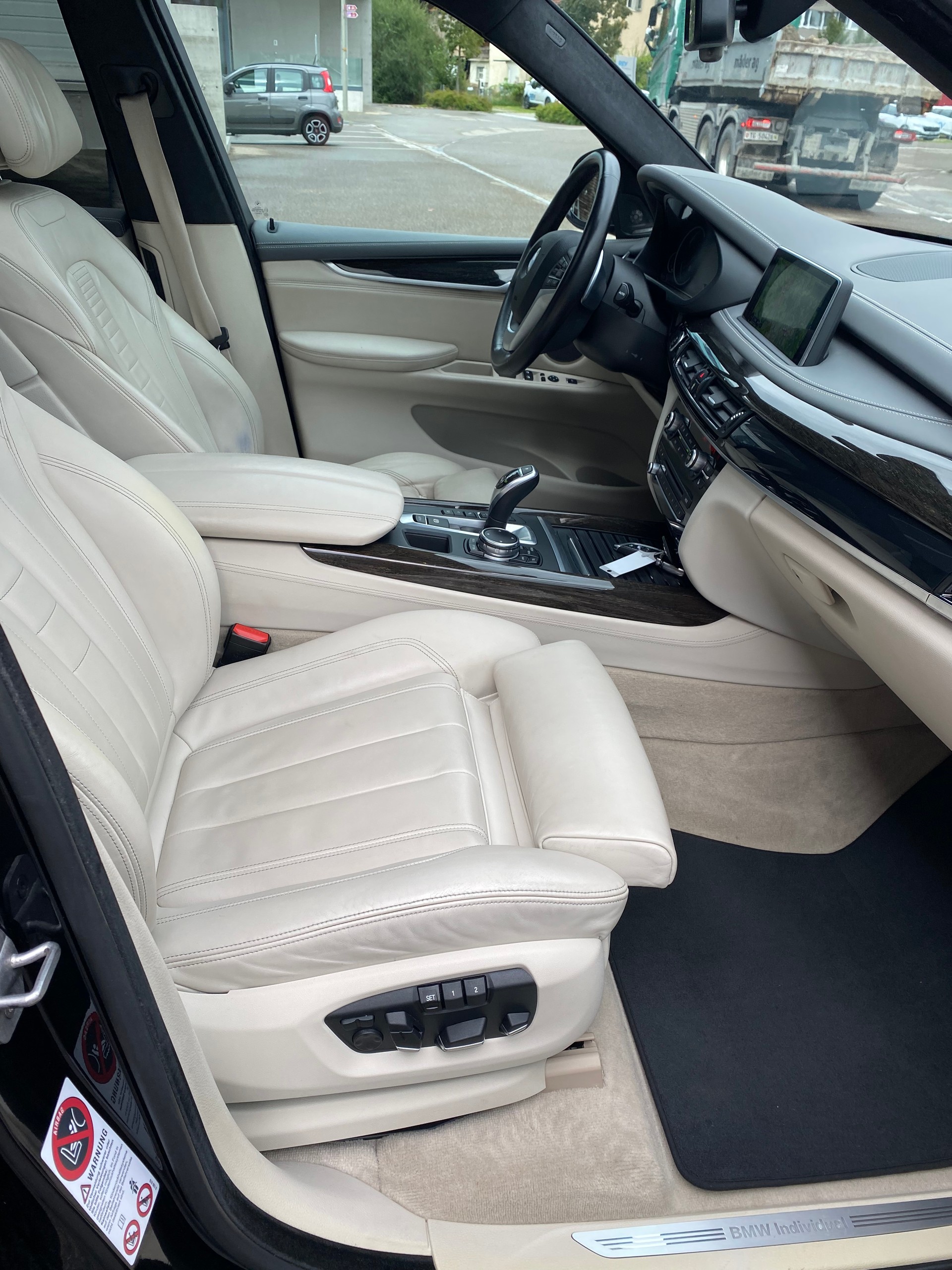 BMW X5 xDrive 50i Steptronic-image-5